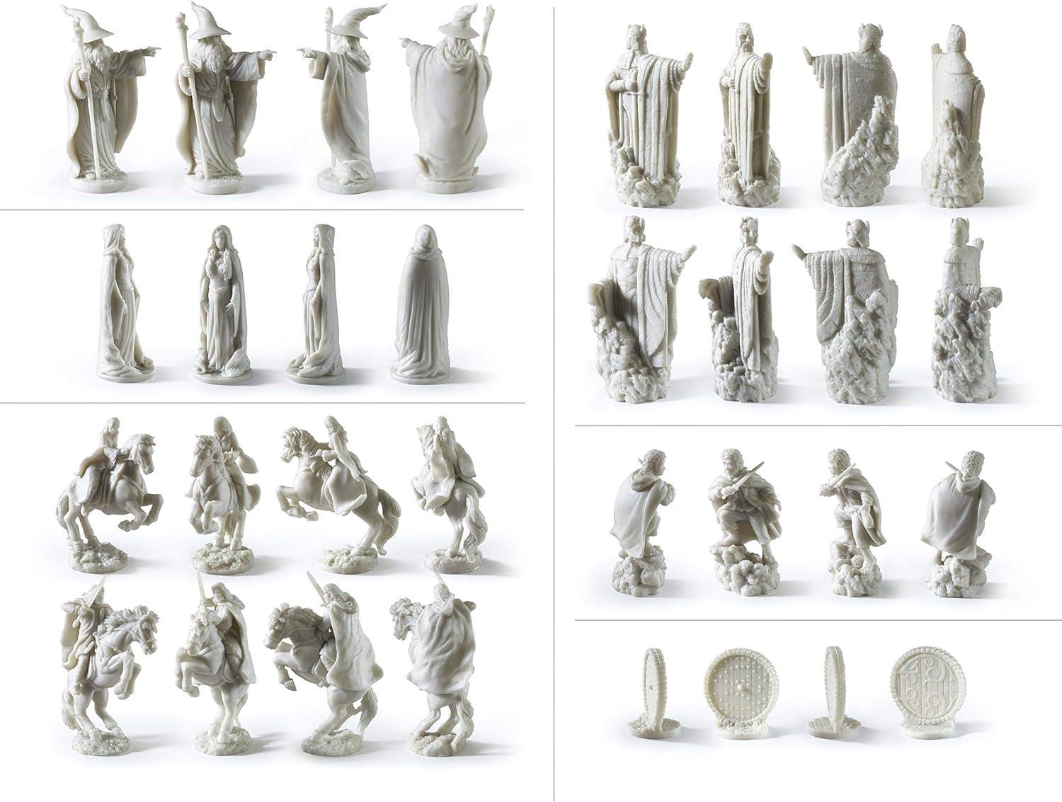 The Noble Collection Lord of the Rings Game Chess Set Battle for Middle-Earth