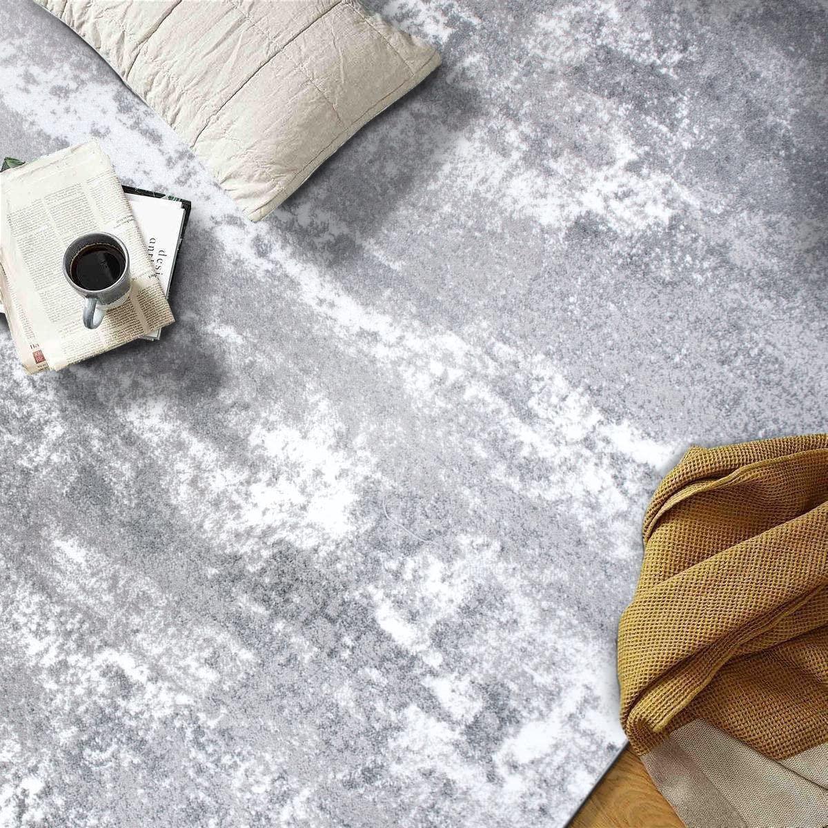 World Rug Gallery Distressed Abstract Watercolor Gray 5' x 7' Area Rug