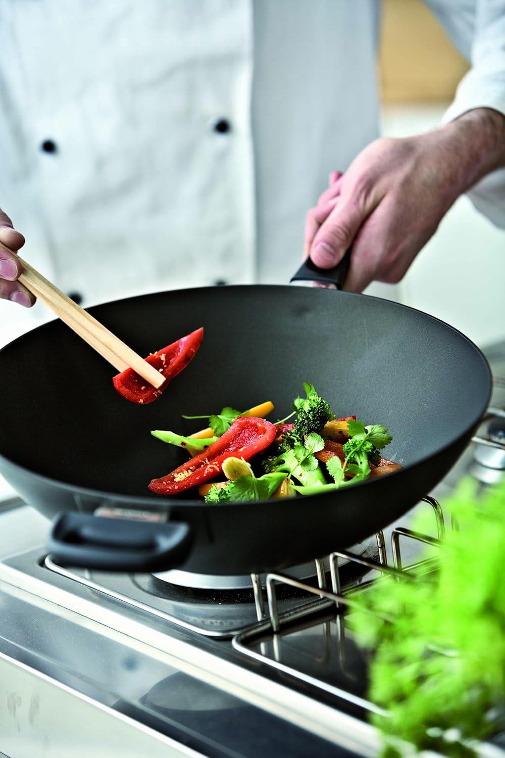 Scanpan Classic 12.5 Inch Wok
