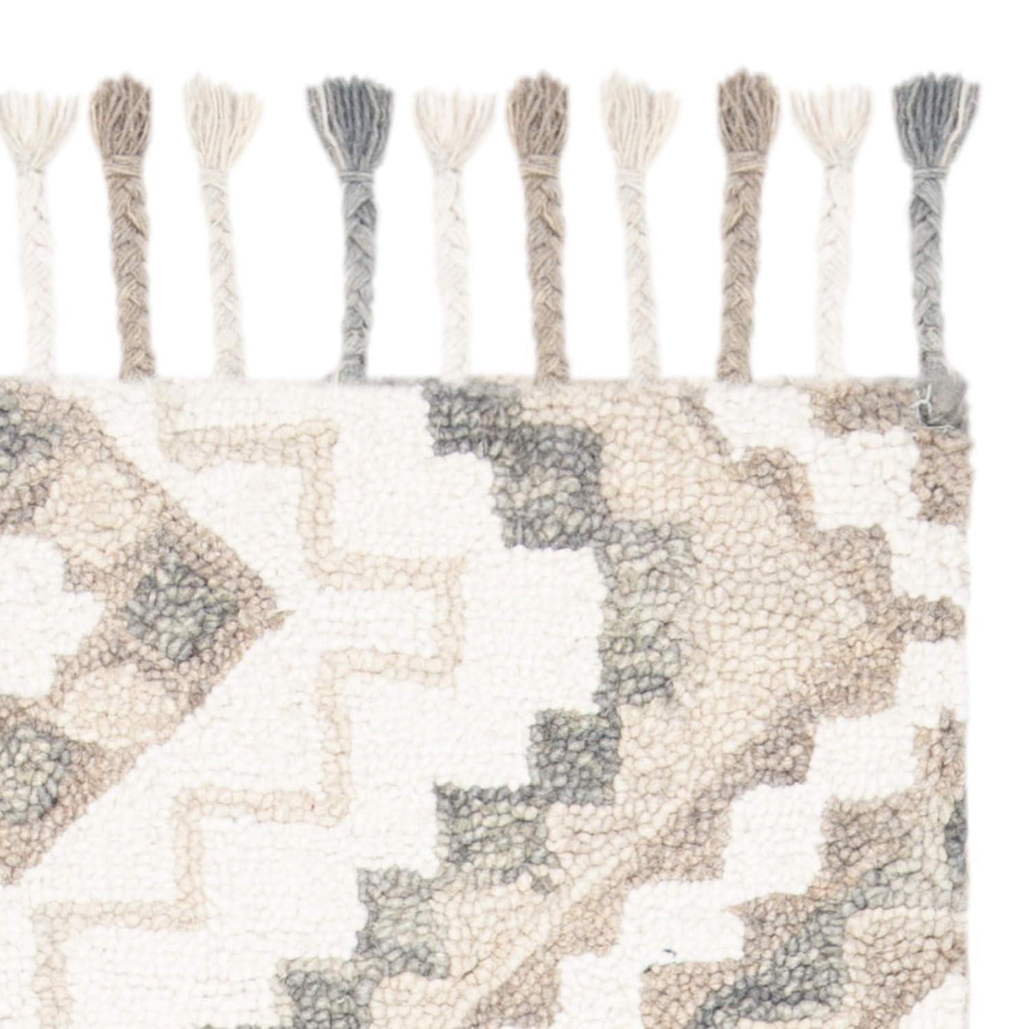 Aspen APN250 Hand Tufted Accent Rug - Taupe/Ivory - 2' X 3' - Safavieh.