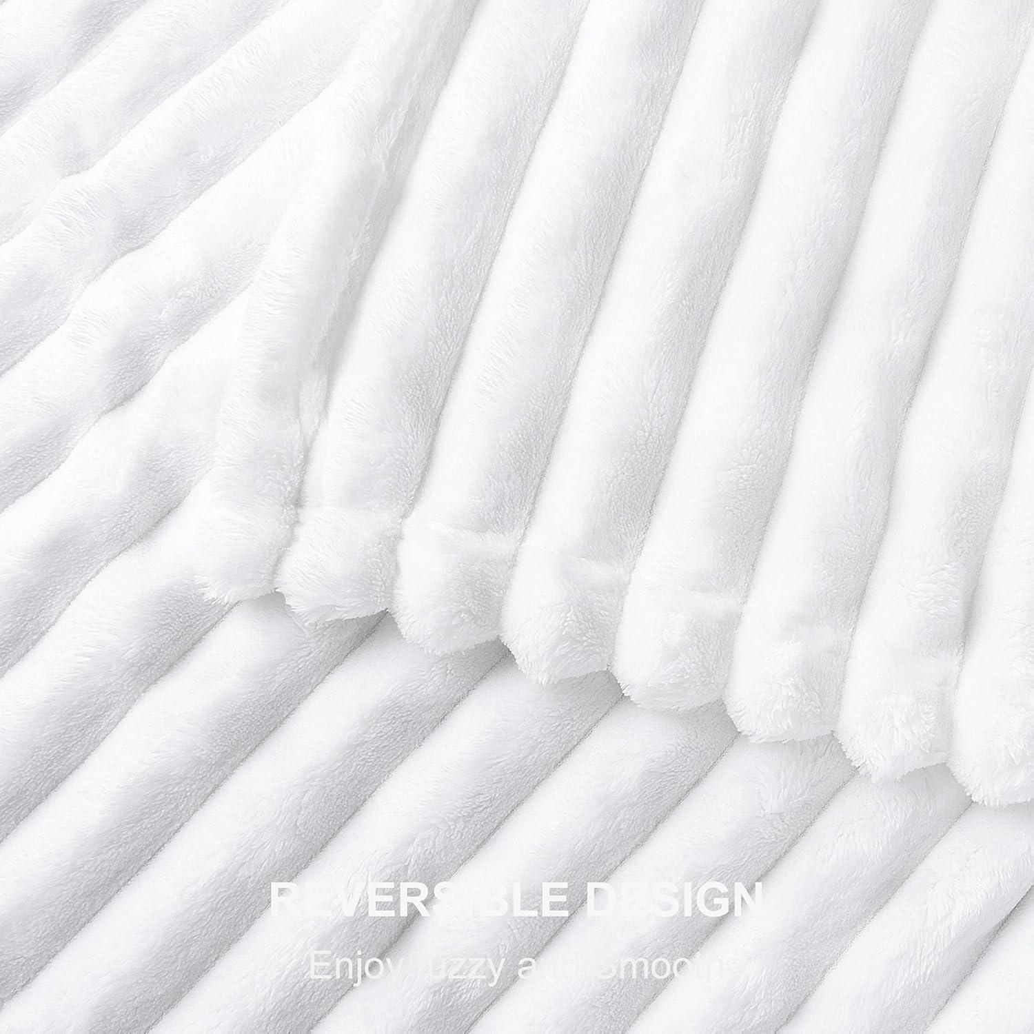 Fleece Throw Blanket for Couch, Super Soft Fuzzy Plush Blanket for Adults and Kids