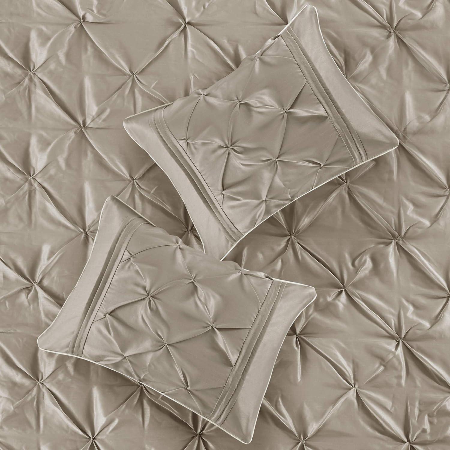 Madison Park Laurel 7 Piece Tufted Comforter Set