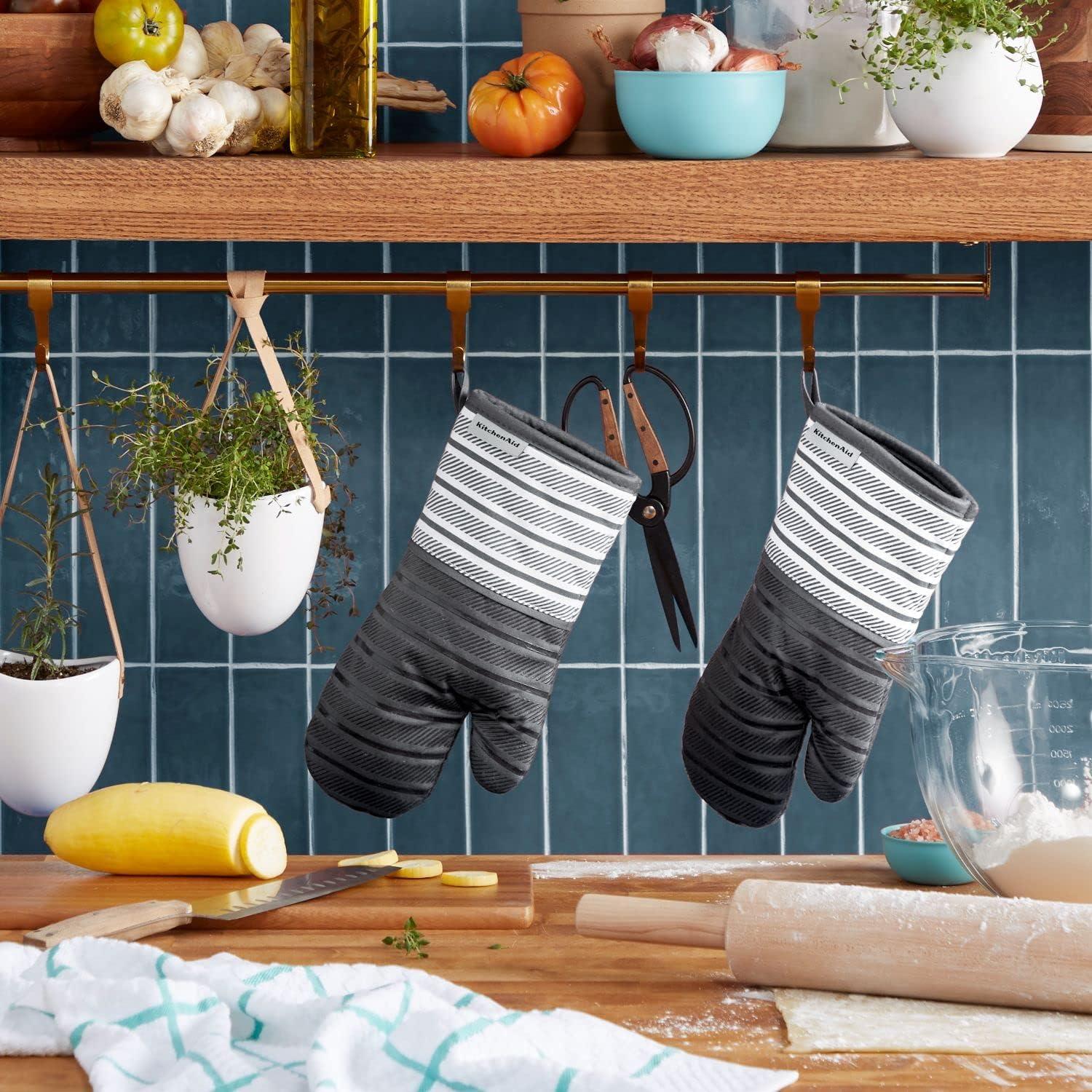 KitchenAid® KitchenAid Albany Oven Mitt 2-Pack Set (Set of 2)