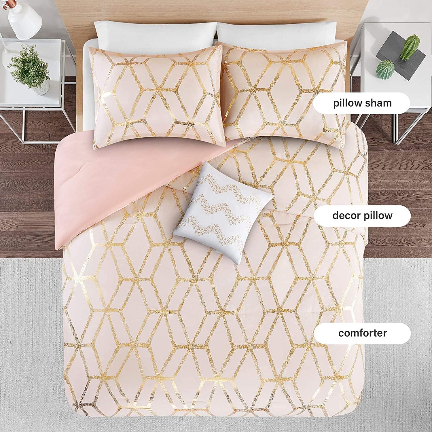 Comfort Spaces Twin/Twin XL Size Comforter Sets, 3-Piece Bedding Set for All Season, Blush and Gold Comforter Bed Set for College Dorm, Geometric Metallic