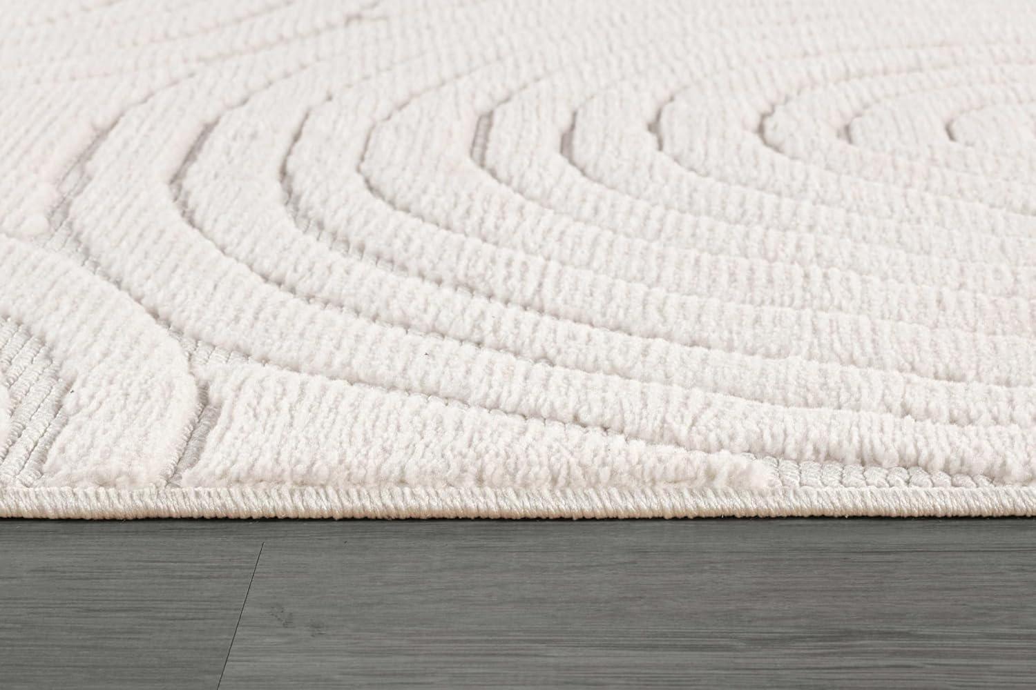 Cloudy Touch White 5 x 7 ft. Circular Indoor Area Rug