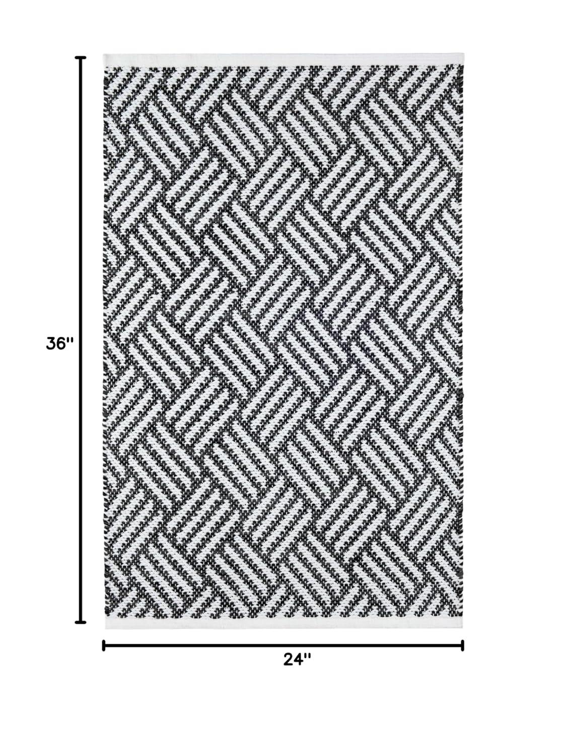 Crisscross Black Handwoven Indoor/Outdoor Rug