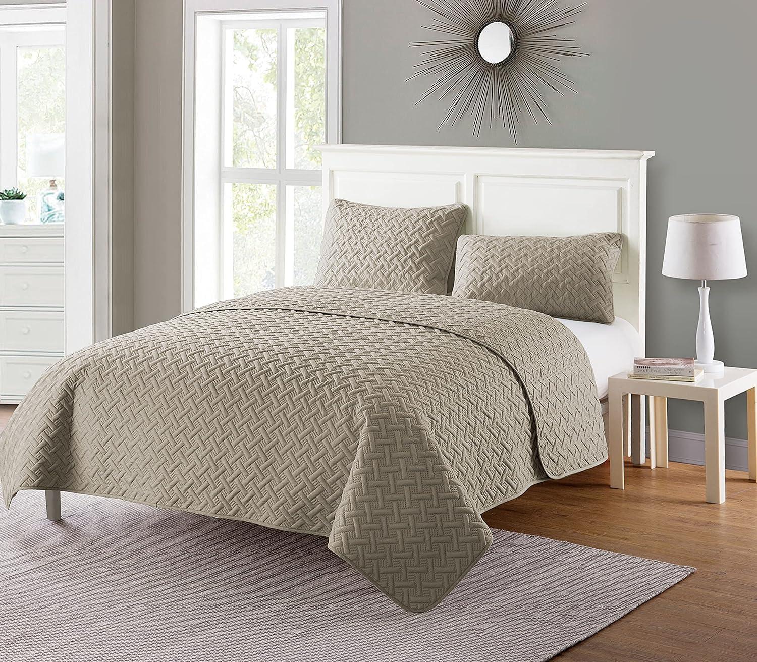 Nina Embossed Basketweave Quilt Set