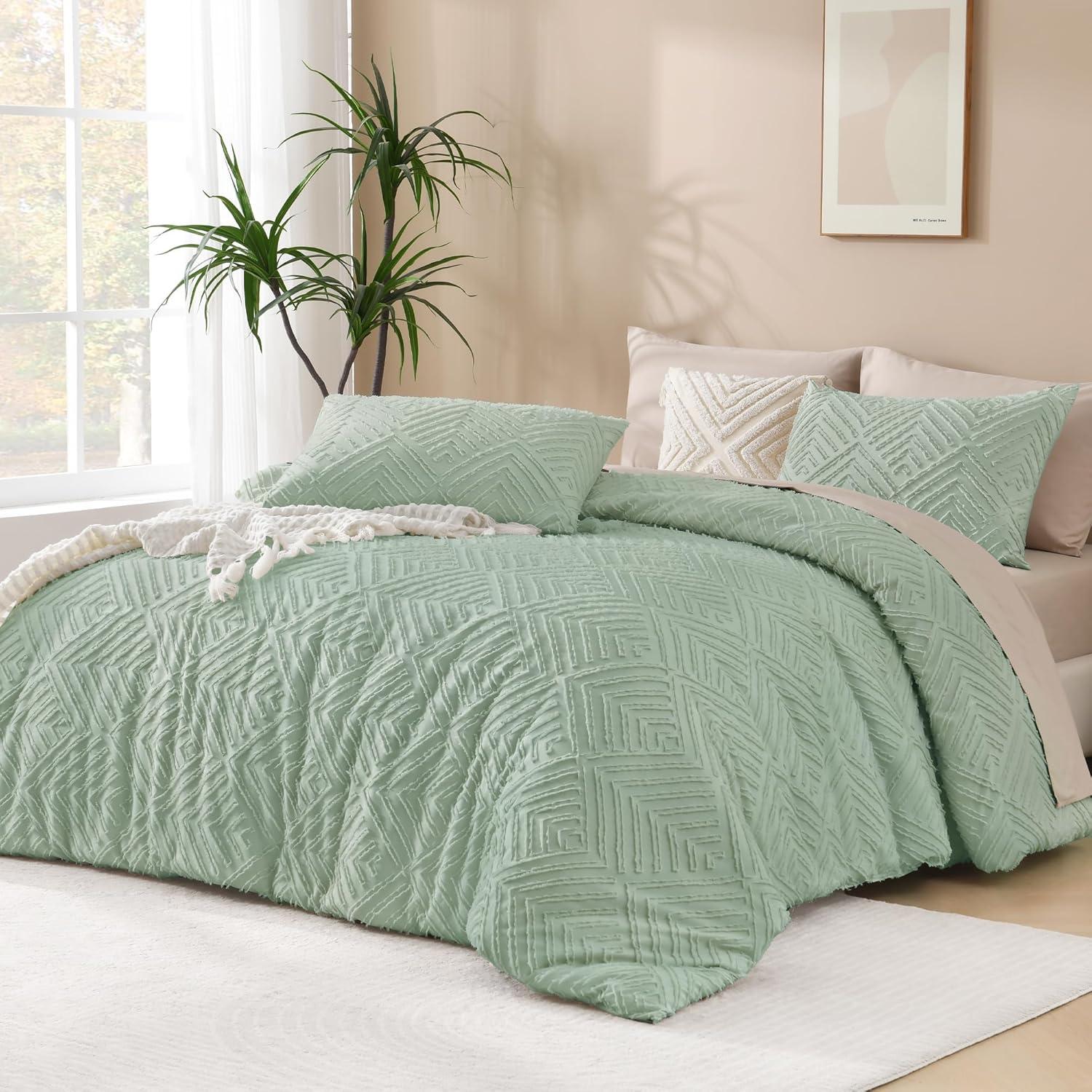 Boho Bedding Comforter Extra Fluffy with Tufted Design Green - Queen