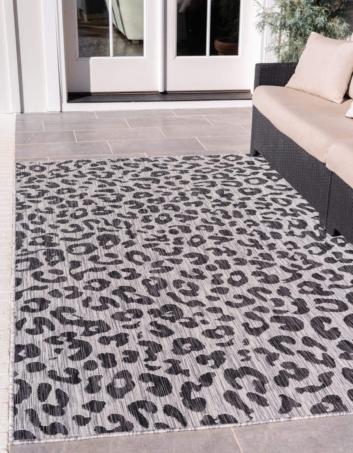 Unique Loom Outdoor Safari Leopard Animal Print Woven Area Rug