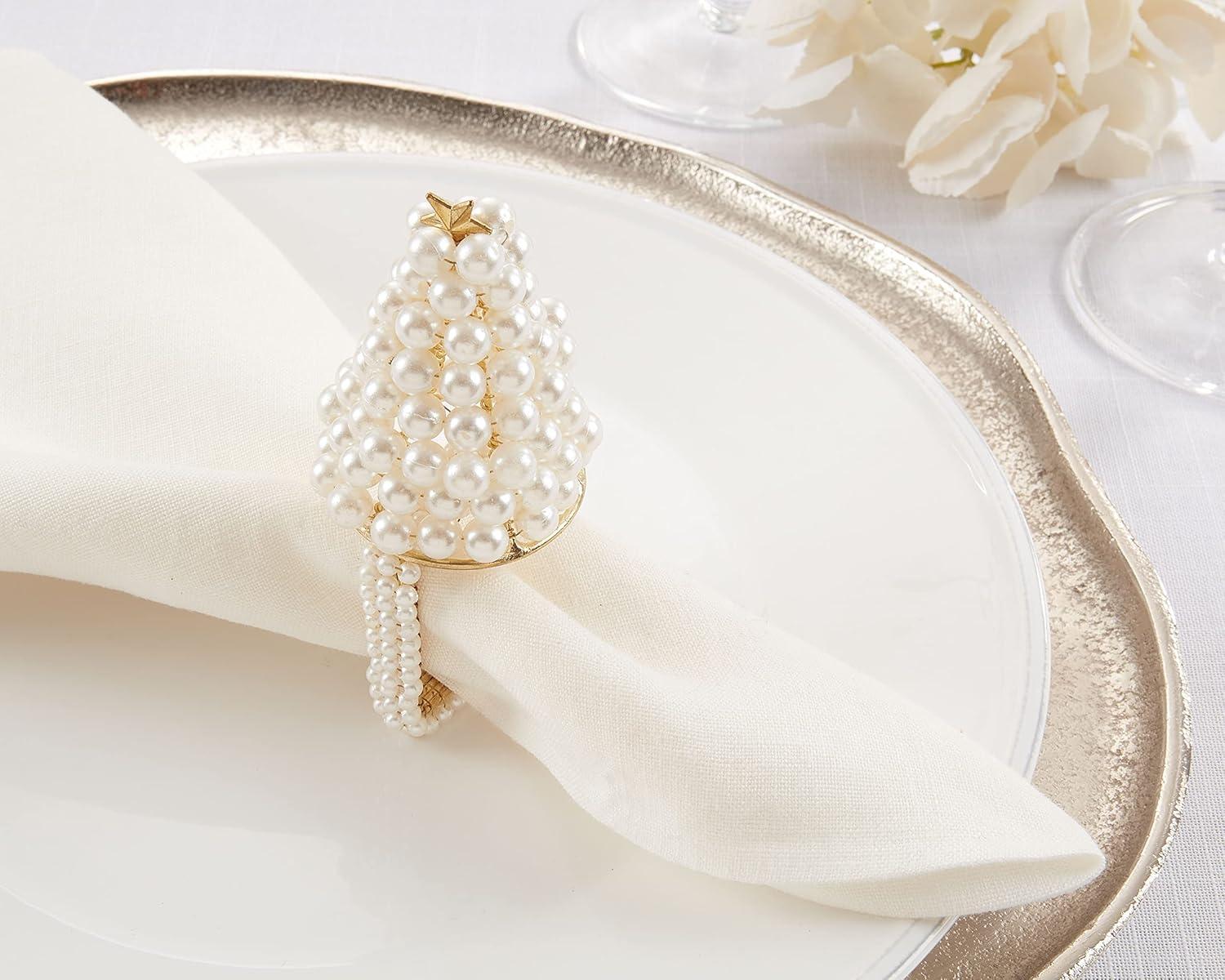 Saro Lifestyle Napkin Rings With Pearl Christmas Tree Design (Set of 4)