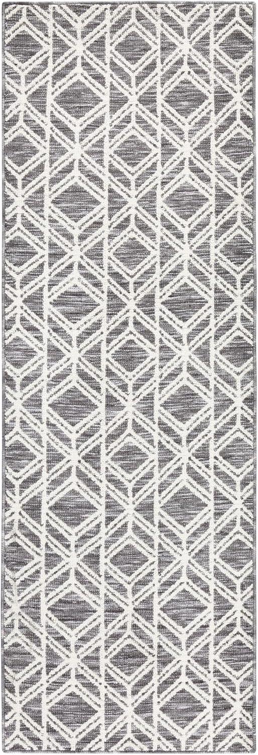 Town & Country Living TOWN & COUNTRY EVERYDAY Walker Modern Diamond Everwash Non-Slip Backing Kitchen Mat