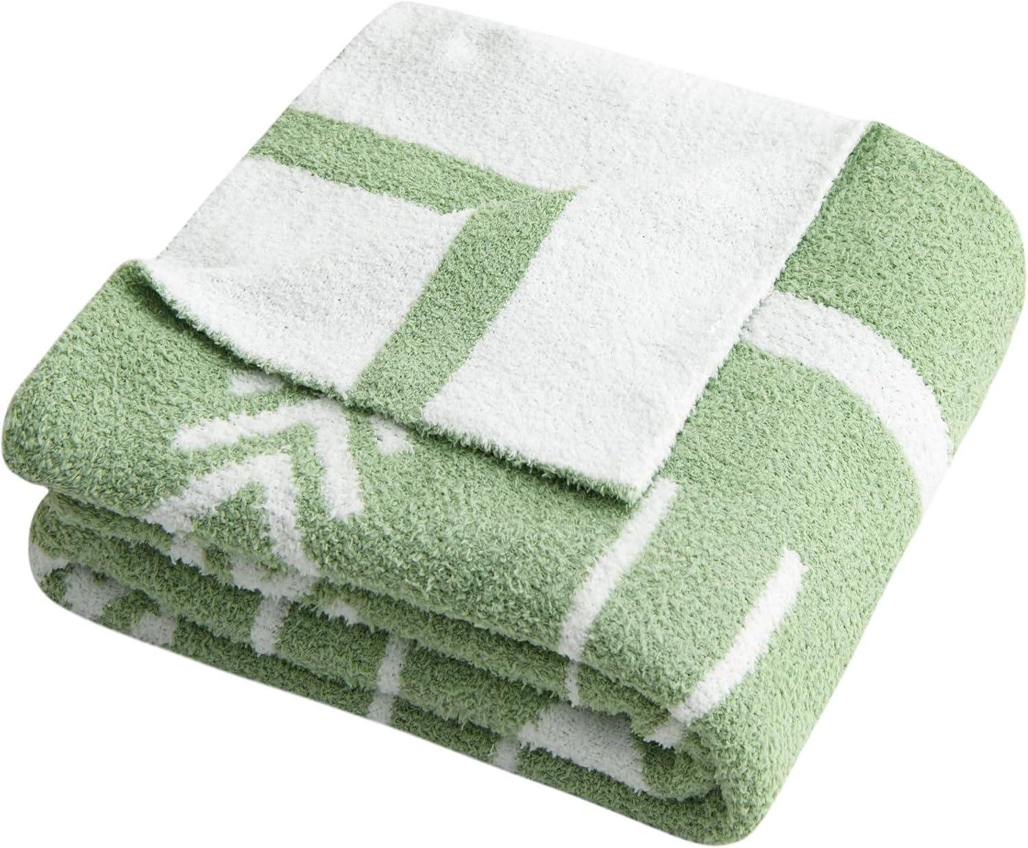 Green and White Feather Knit Jacquard Throw Blanket, 50x60 inches