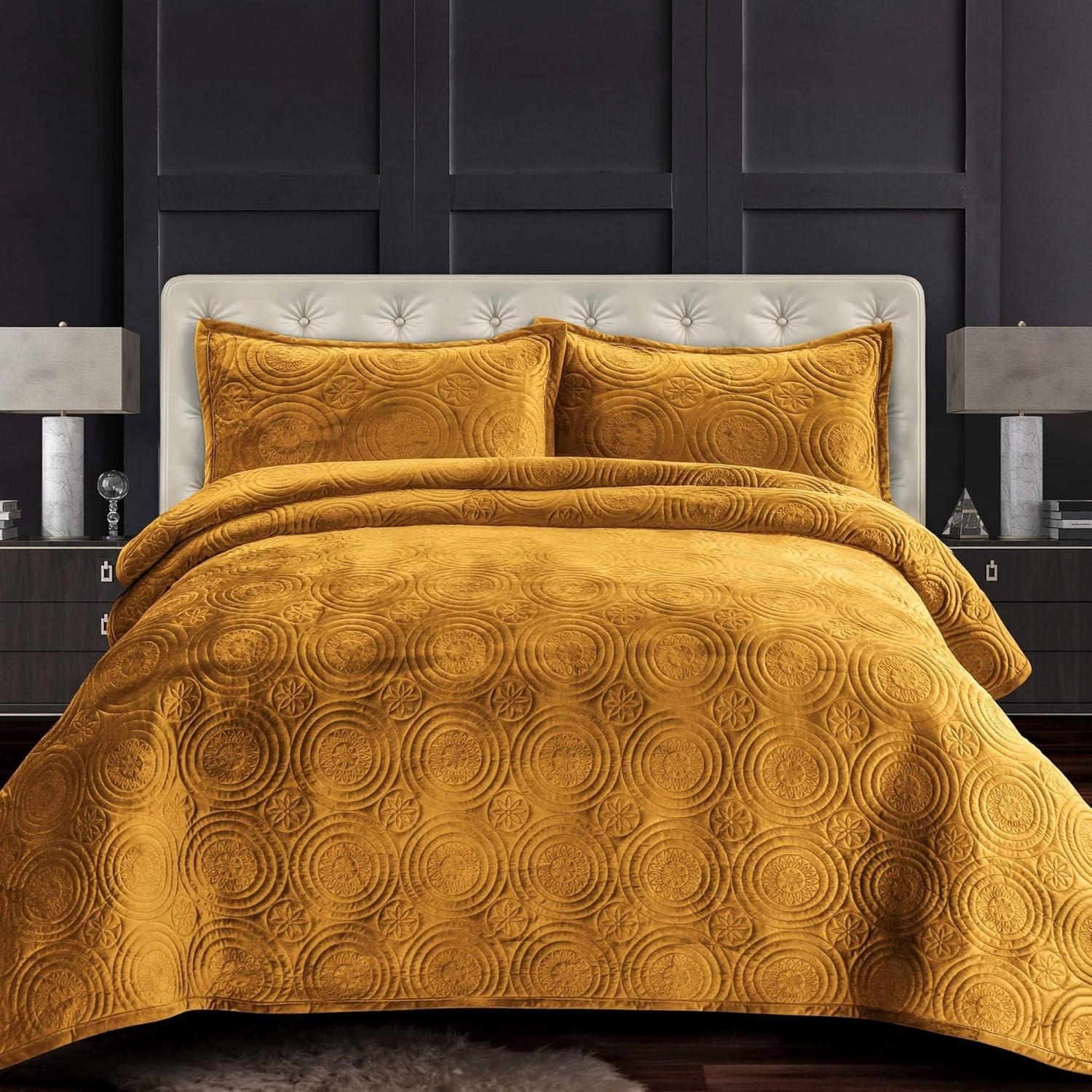 Tribeca Living Capri Velvet Quilt Set