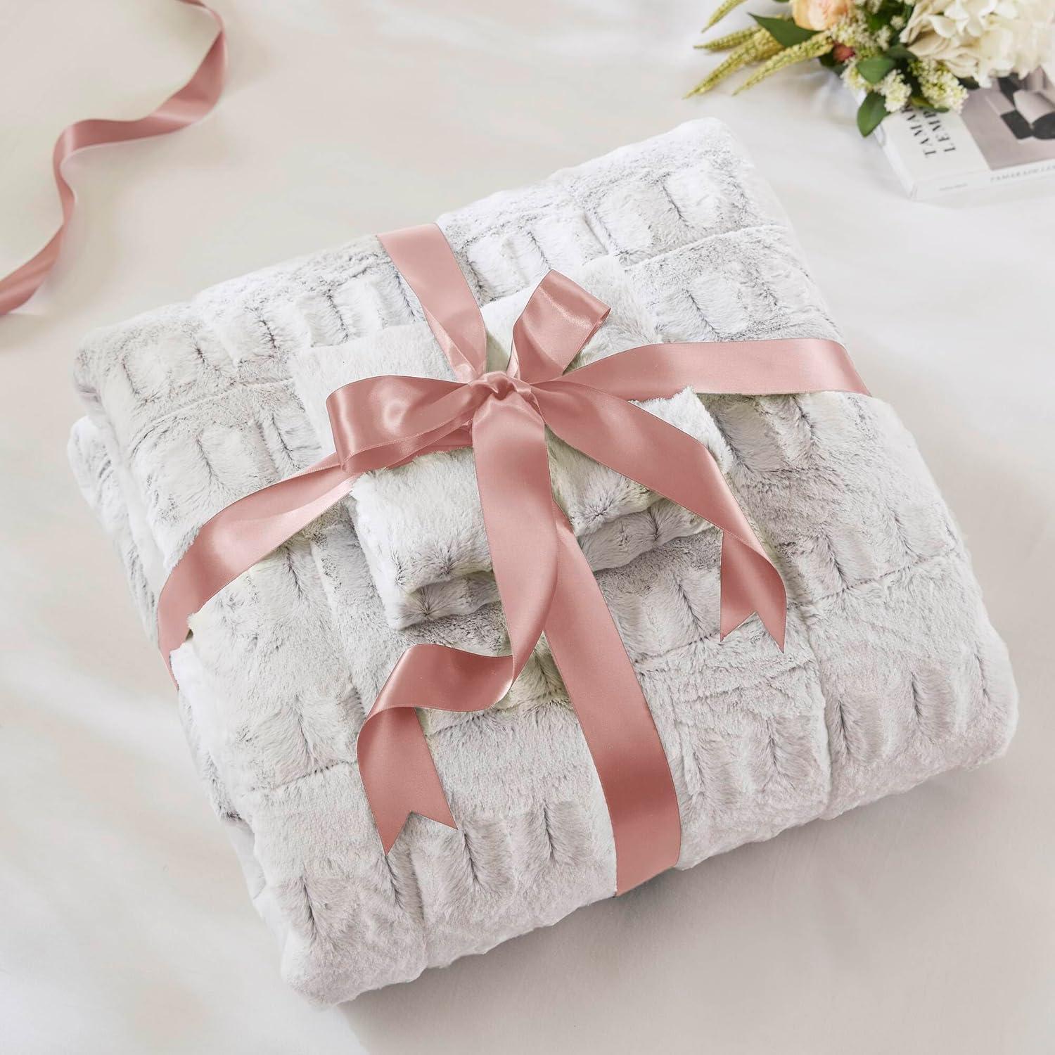 Madison Park Gia Back Print Long Fur Comforter Mini Set