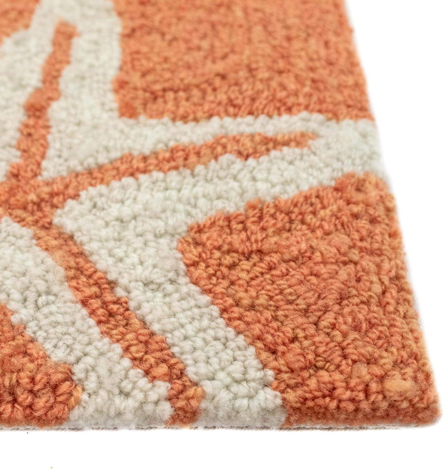 Hand-Tufted Coral and White Starfish Wool Rug