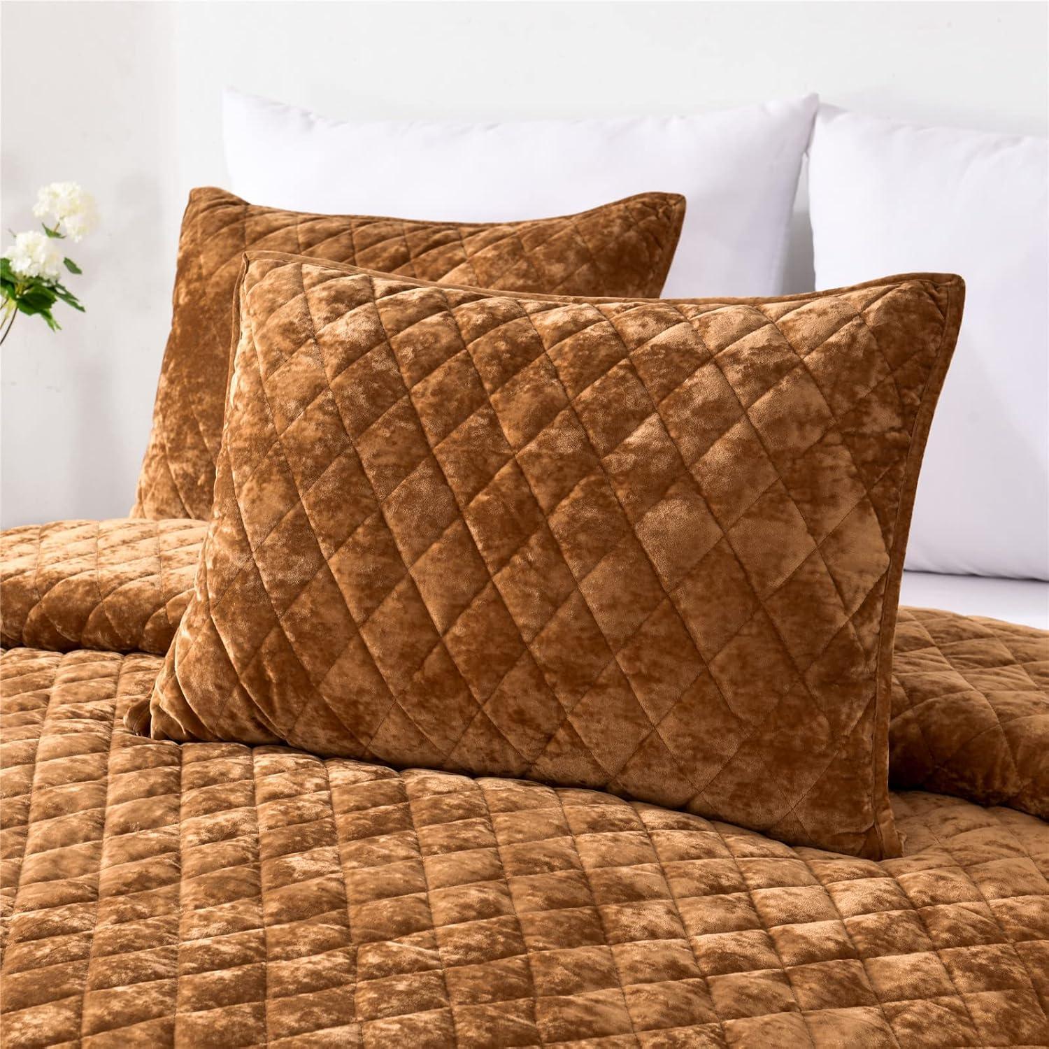 Chezmoi Collection Lux Caramel Gold Velvet Quilt Queen Set, 3-Piece Lush Plush Distressed Velvet Bedding All Season Lightweight Comforter Brushed Microfiber Reverse with Diamond Stitch Quilting