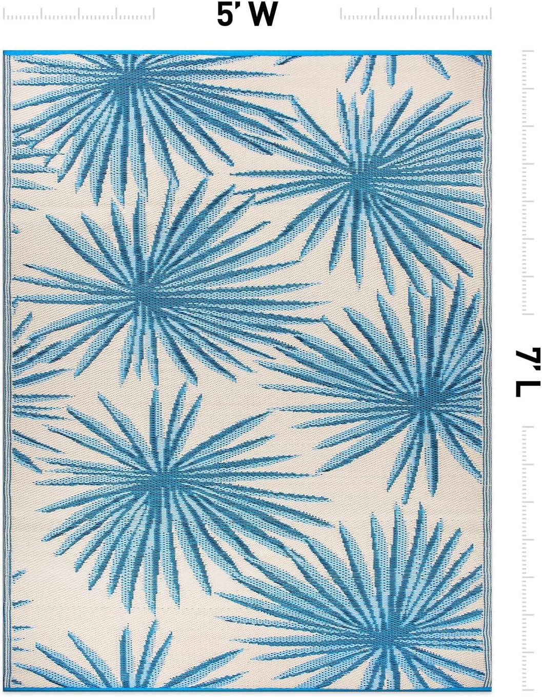 Blue Floral Reversible Synthetic 5' x 7' Outdoor Rug