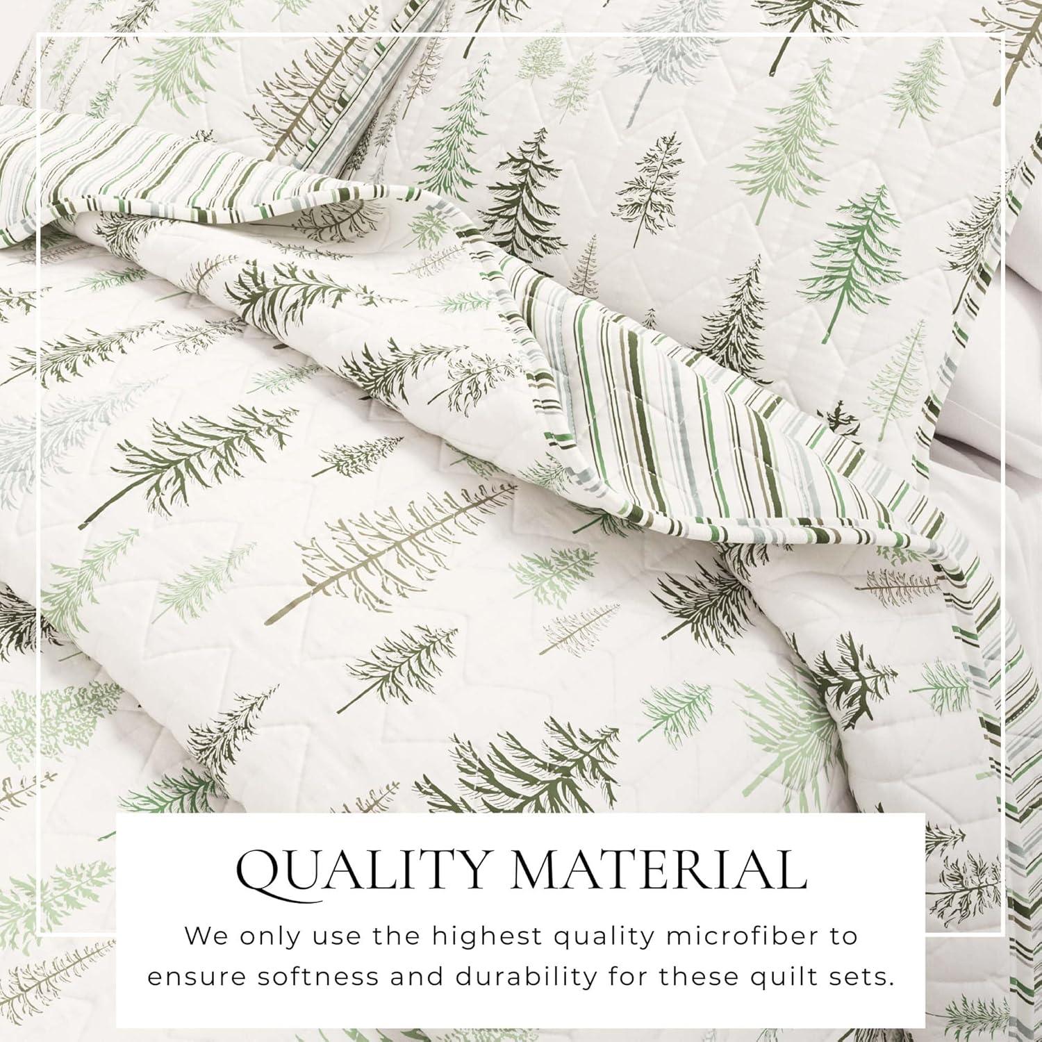 FreshFolds Green Forest Reversible Lodge Quilt Set with Shams