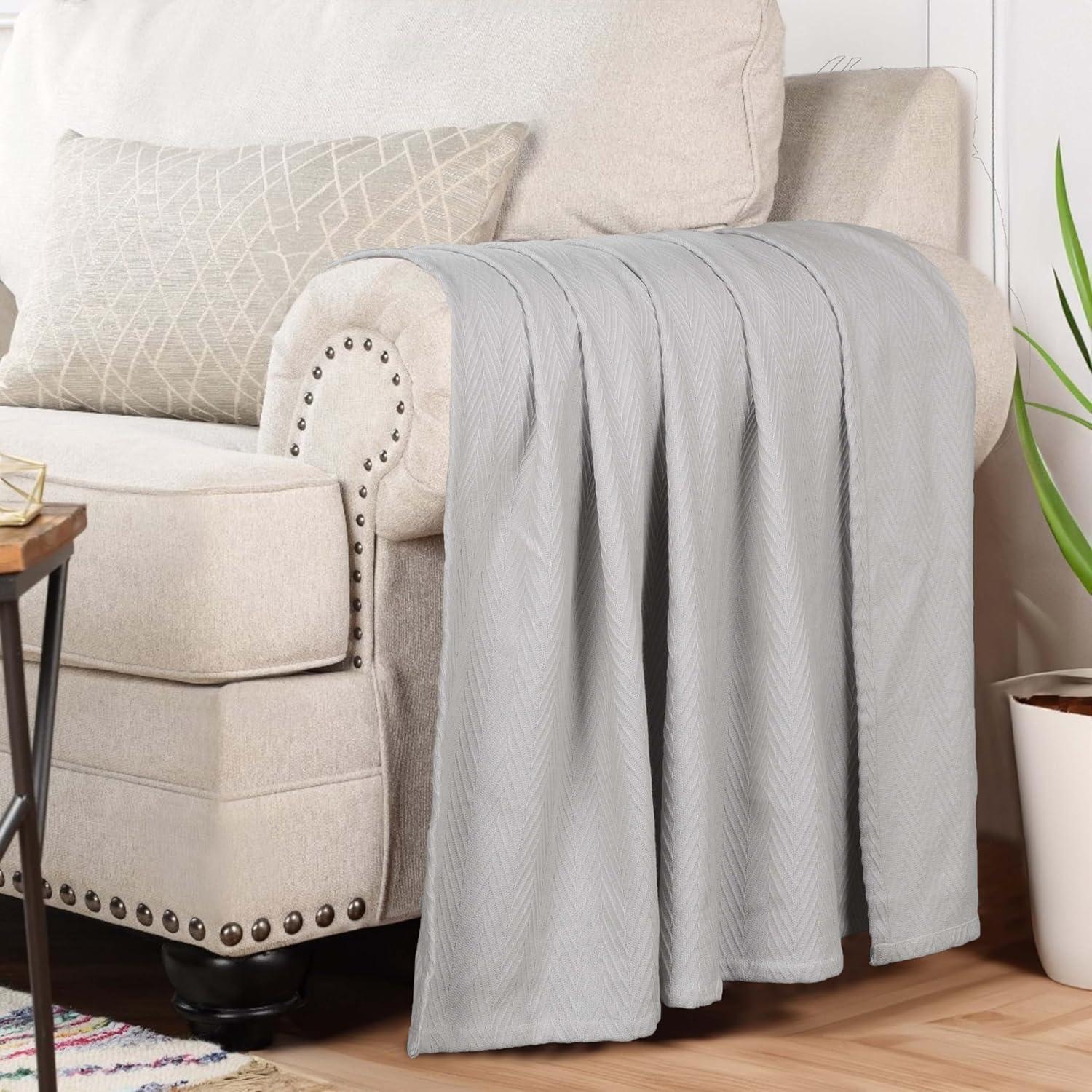 Superior Metro Chevron Zig-Zag All-Season Cotton Blanket, Twin, Silver