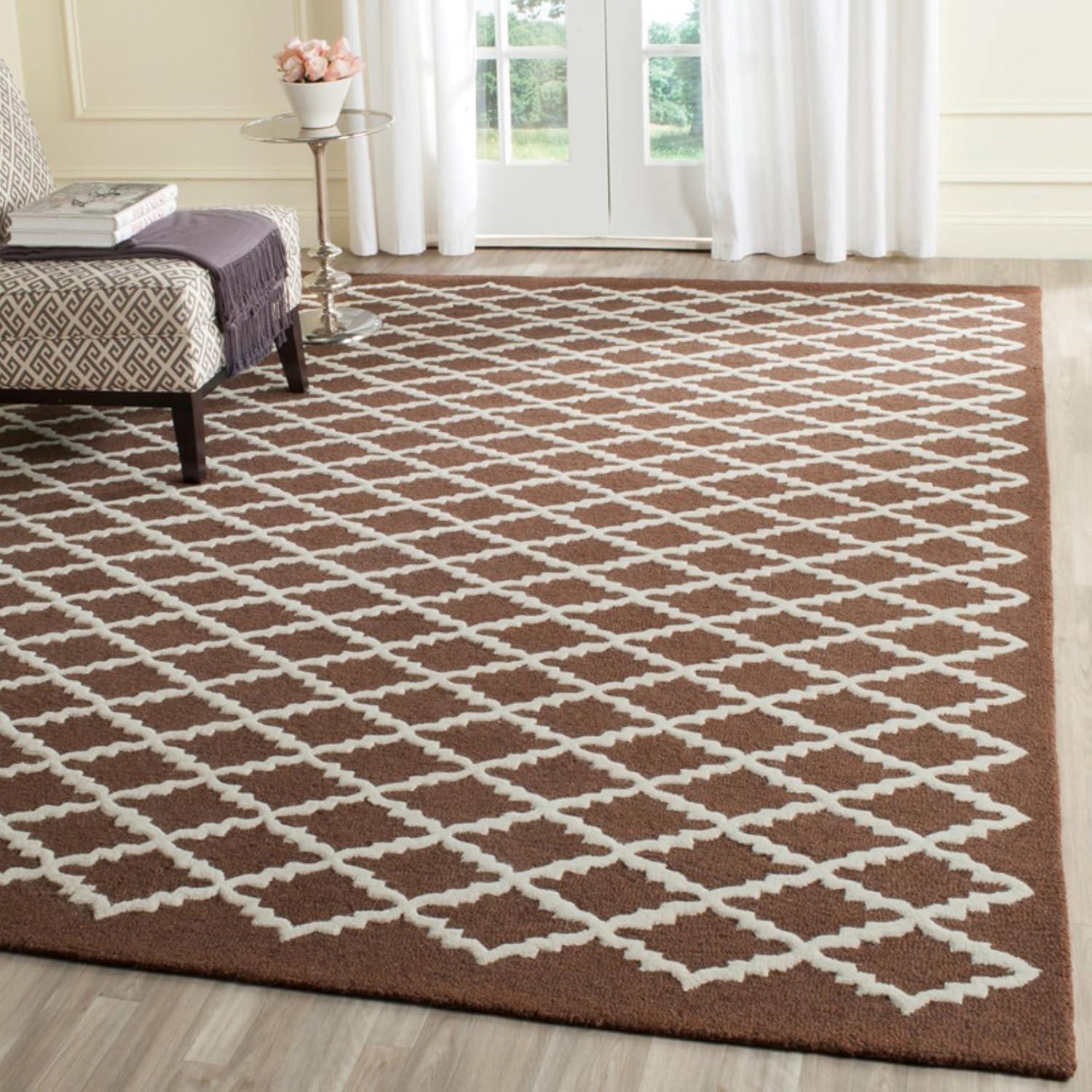 Hand-Tufted Elegance Wool Rug in Light Green/Ivory, 4' x 6'