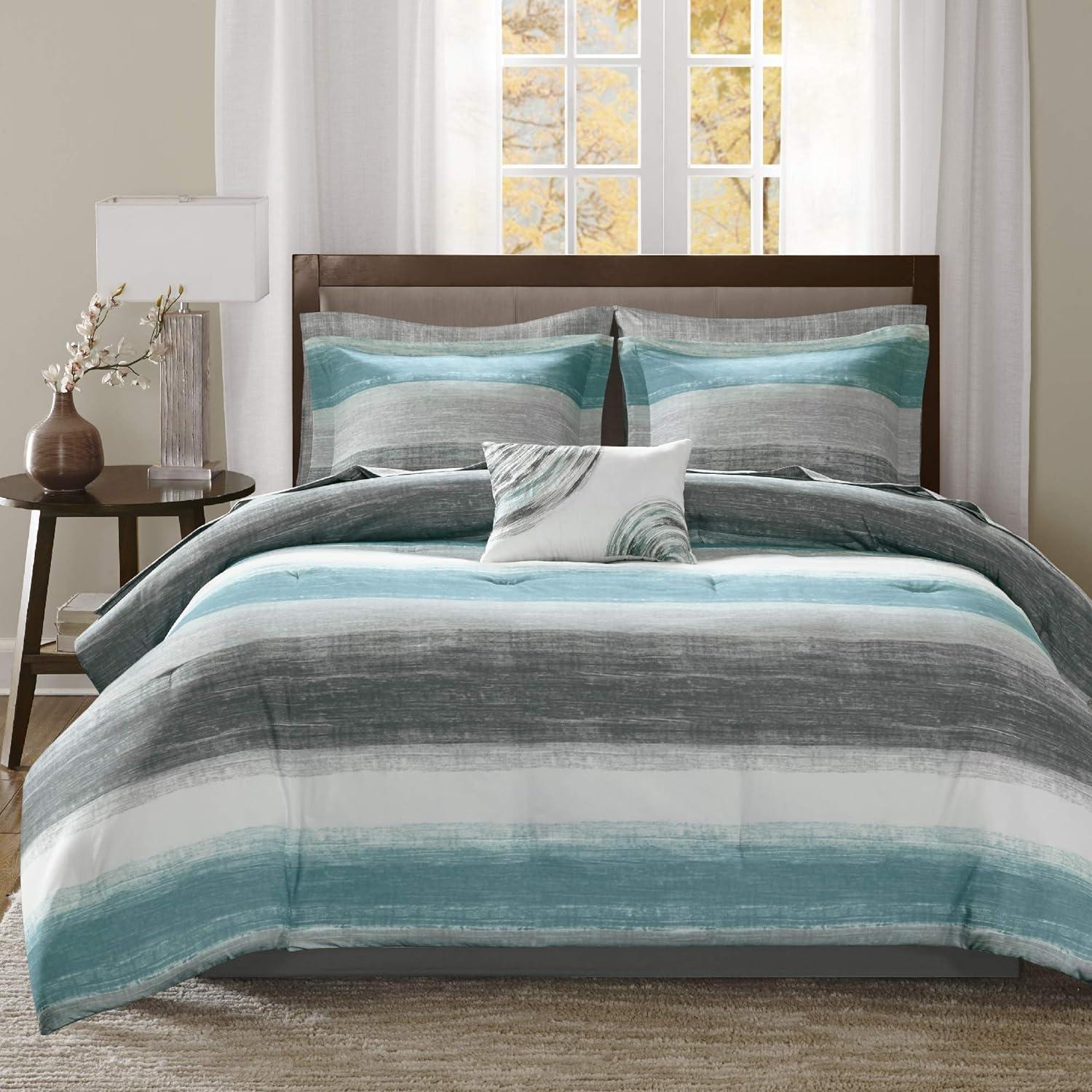 Saben Striped Comforter Set with Cotton Bed Sheets