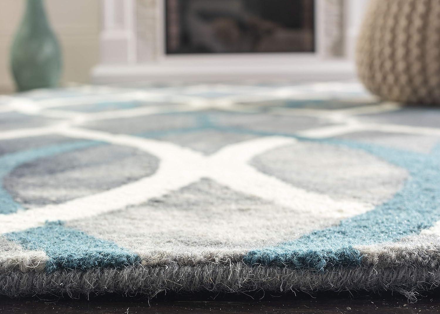 Dip Dye DDY534 Hand Tufted Area Rug  - Safavieh