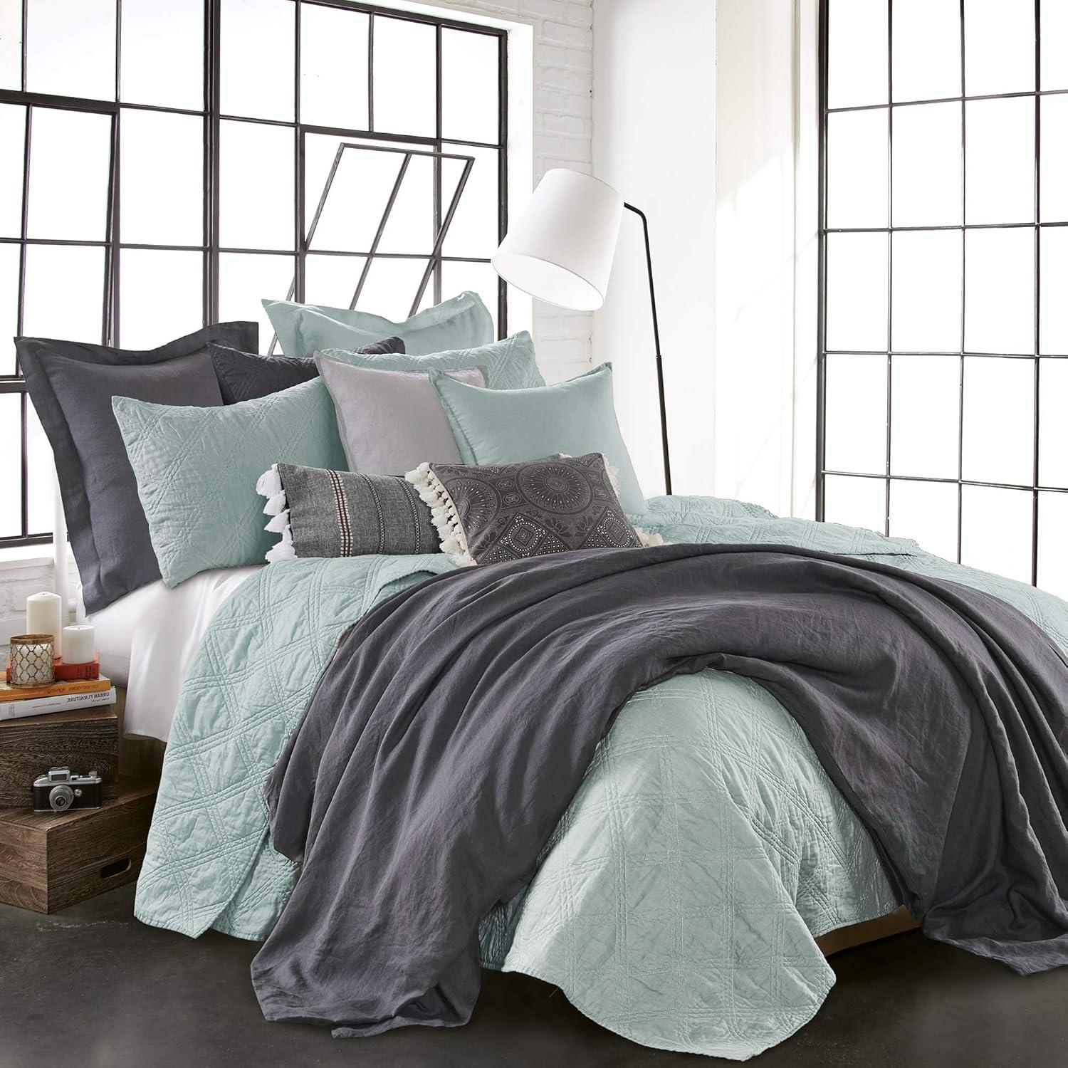 Levtex home Washed Linen Spa Quilt
