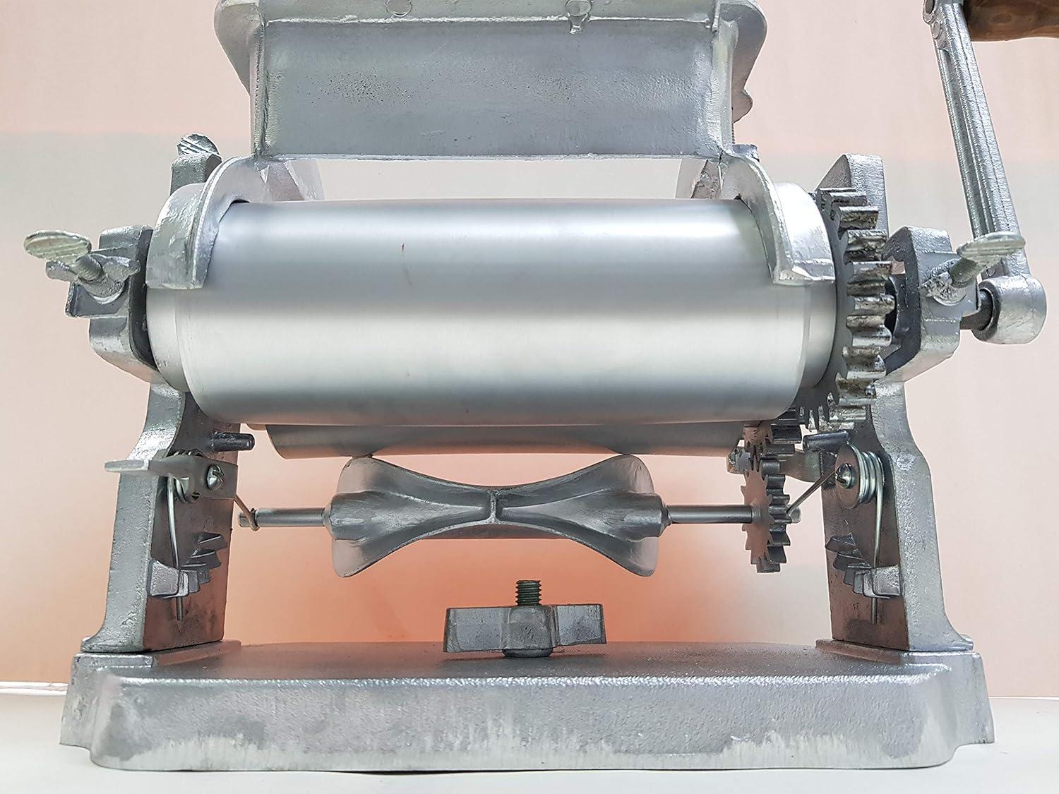 Gonzalez Aluminum Manual Corn Tortilla Maker with Adjustable Rollers