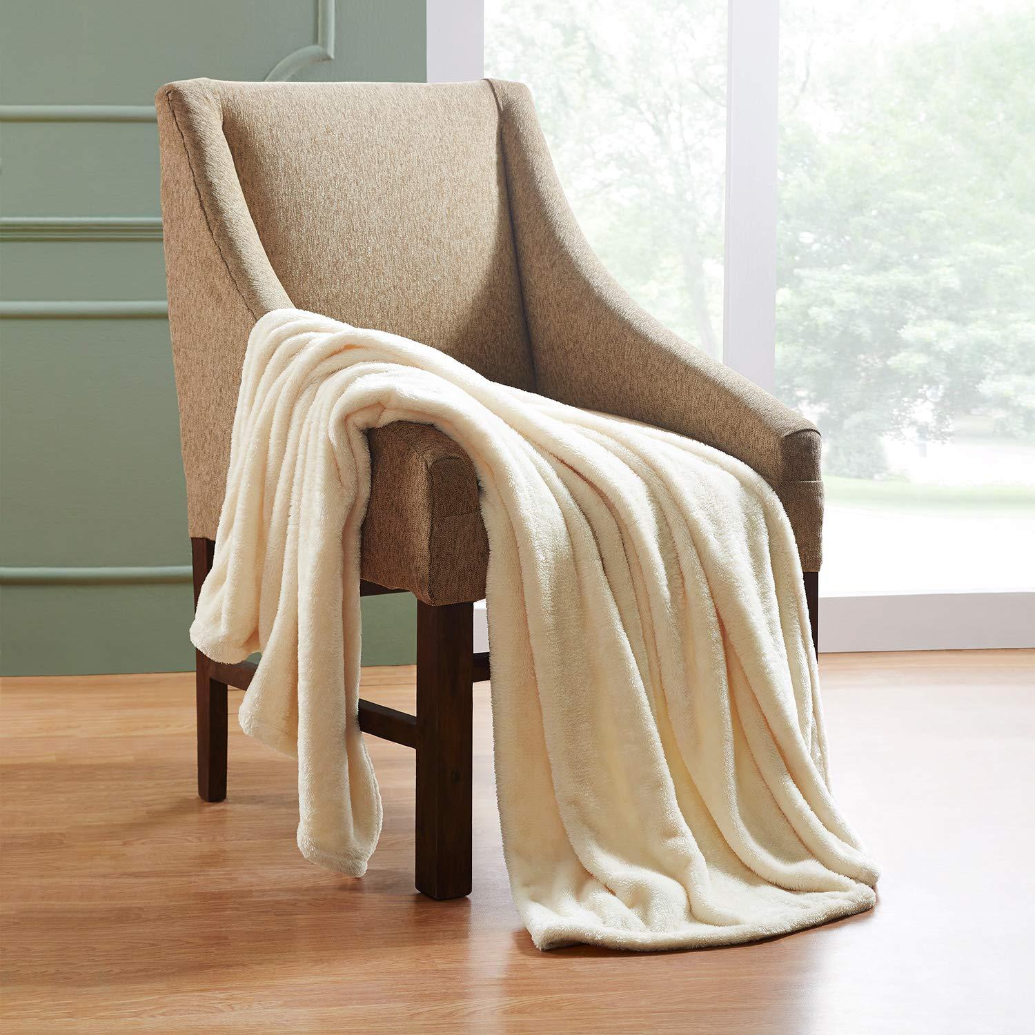 Superior Superior Solid Polyester Reversible All-Season Fleece Throws Blanket