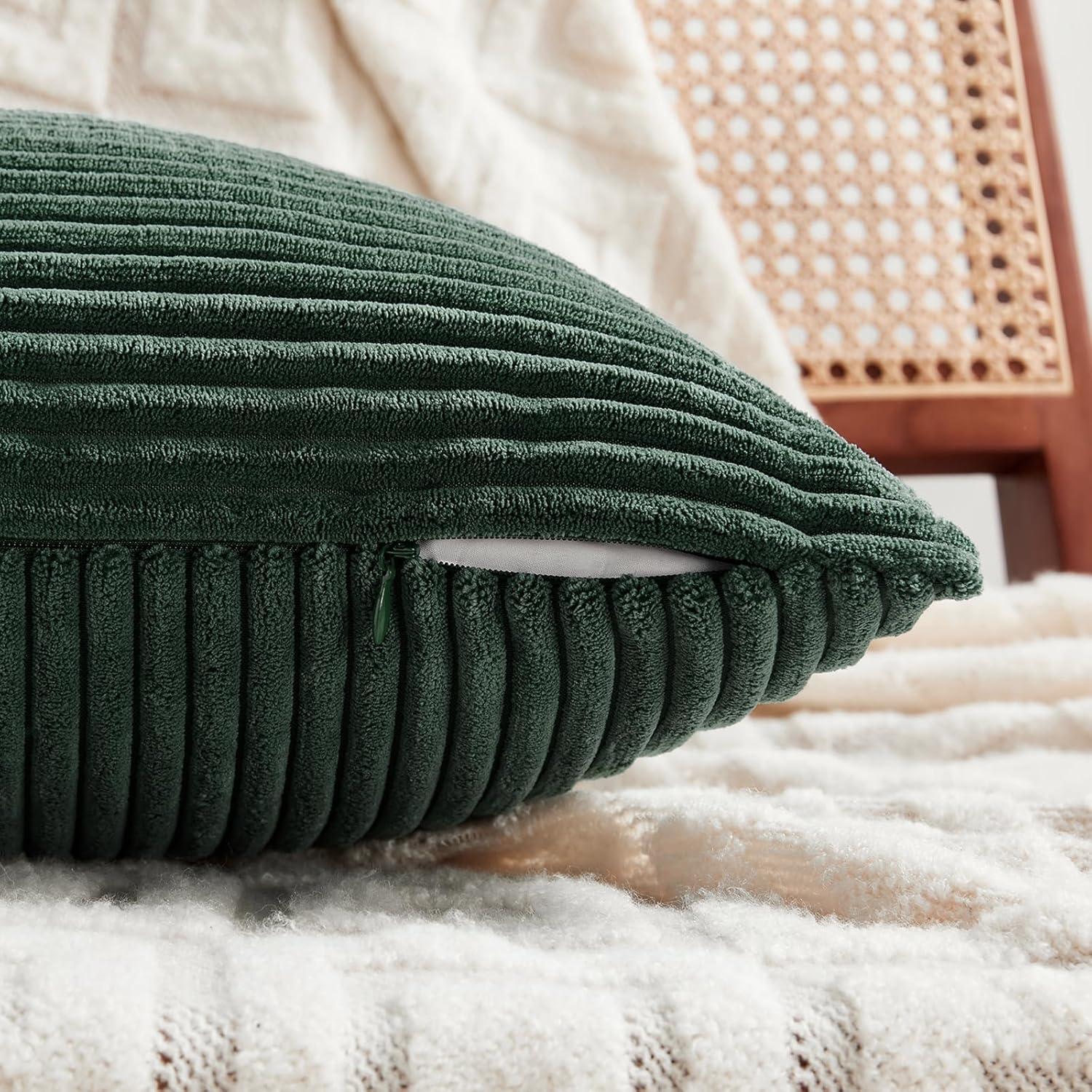 Deconovo Decorative Velvet Throw Pillow Covers, Set of 2, Soft & Elegant Cushion Covers for Sofa, Bedroom, Living Room & Home Decor, Wave/Cream White, 16x16 Inch