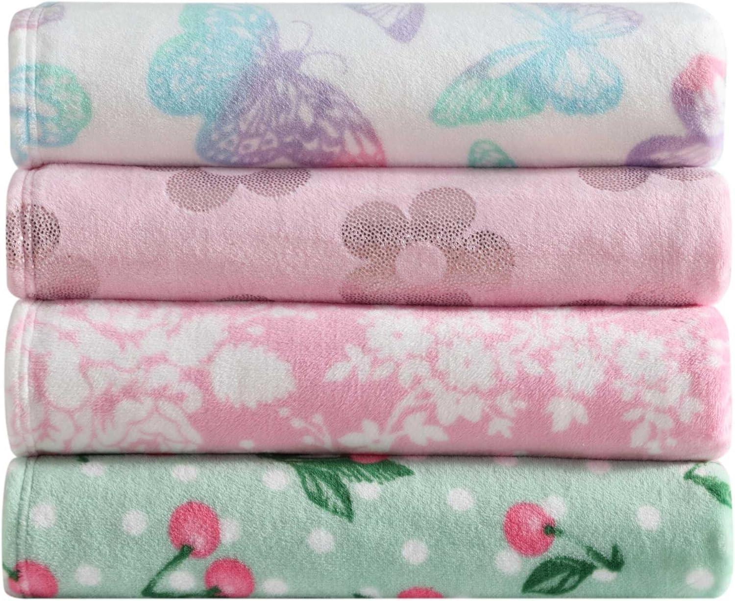 Betsey Johnson - Throw, Ultra-Soft Plush Blanket, Ideal for Couch, Bed, or Lounges (Cottage Floral Pink, 50" x 70")