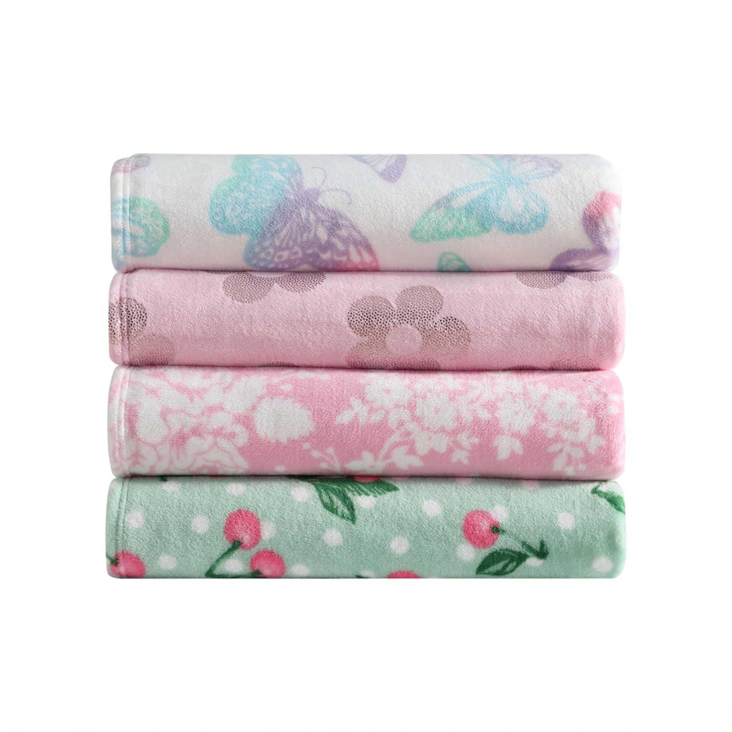 Betsey Johnson - Throw, Ultra-Soft Plush Blanket, Ideal for Couch, Bed, or Lounges (Cottage Floral Pink, 50" x 70")
