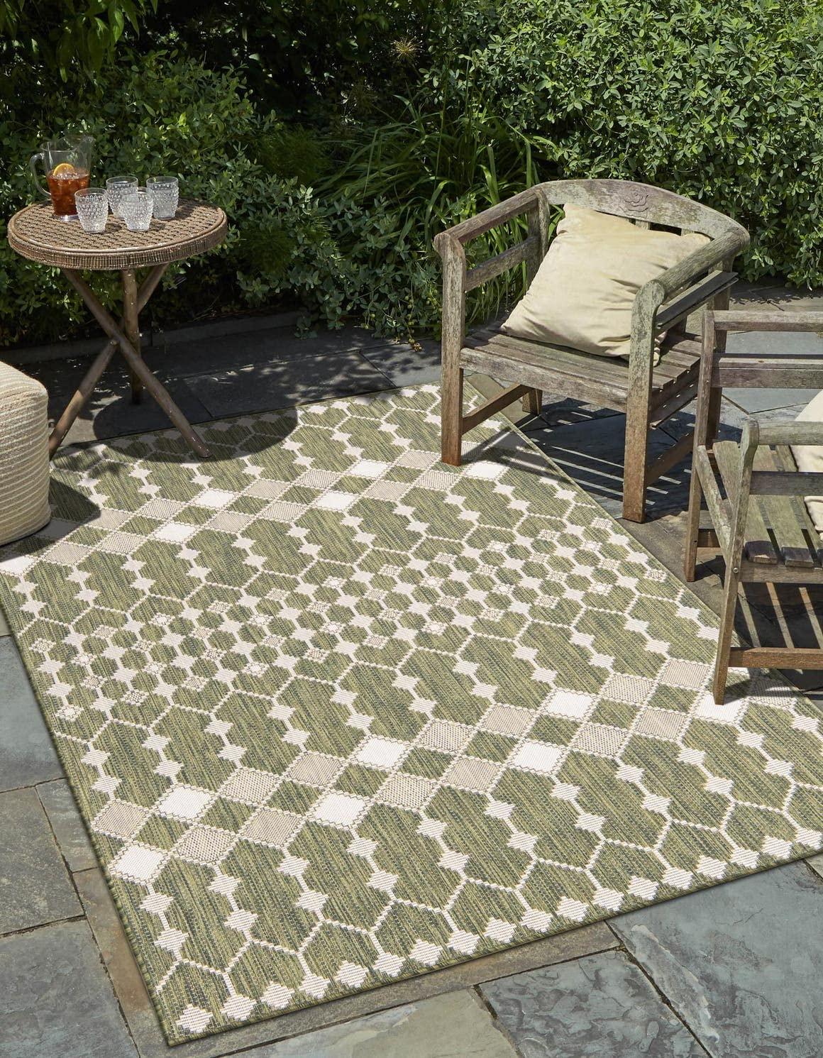 Unique Loom 2' 2 x 3' 0 Indoor Outdoor Trellis Green Area Rug