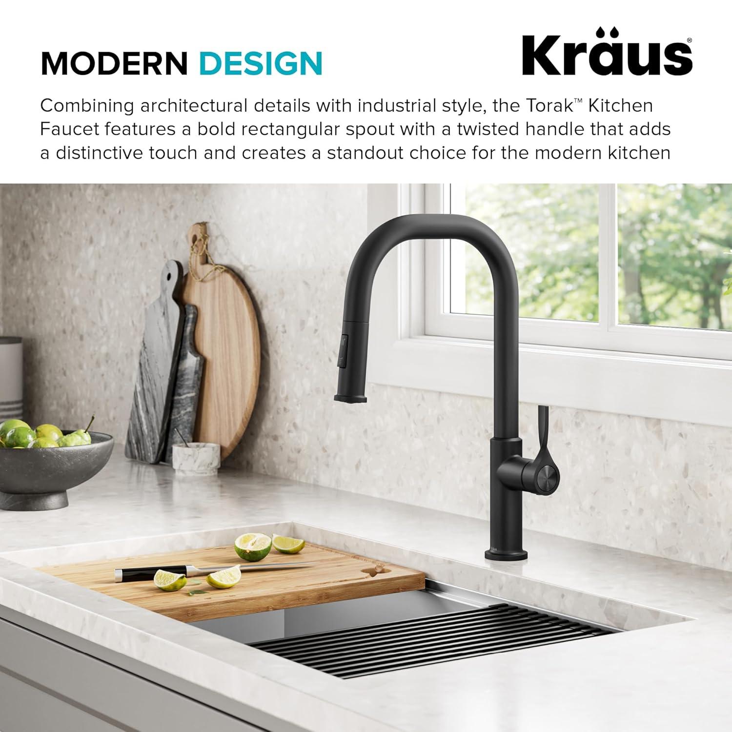 Matte Black Metal Single Handle Pull-down Kitchen Faucet with Sprayer