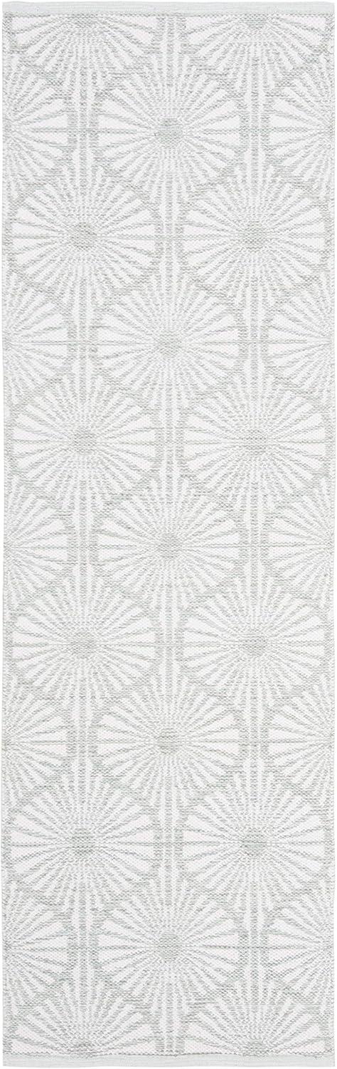 Montauk MTK606 Hand Woven Indoor Rug - Safavieh