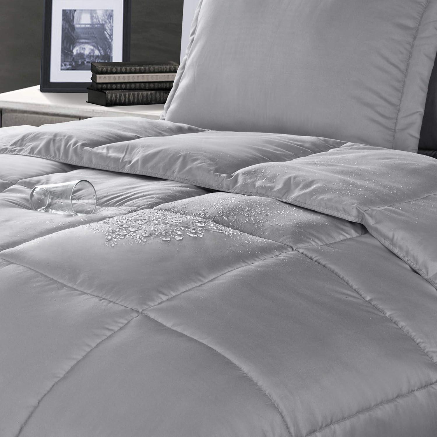 Twin Silver Down Alternative Microfiber Comforter Set