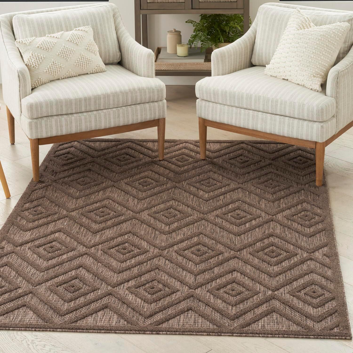 Nourison Versatile Indoor/Outdoor Brown 5' x 7' Area Rug (5x7)