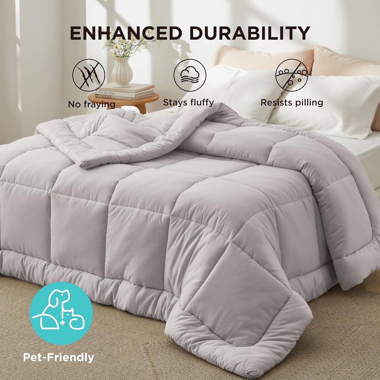 Bedsure Comforter Duvet Insert - Quilted Comforters Queen Size, All Season Duvet, GentleSoft Down Alternative Bedding, with 8 Tabs, Gifts for Women/Men, Light Grey, Queen 88 x 88 Inches