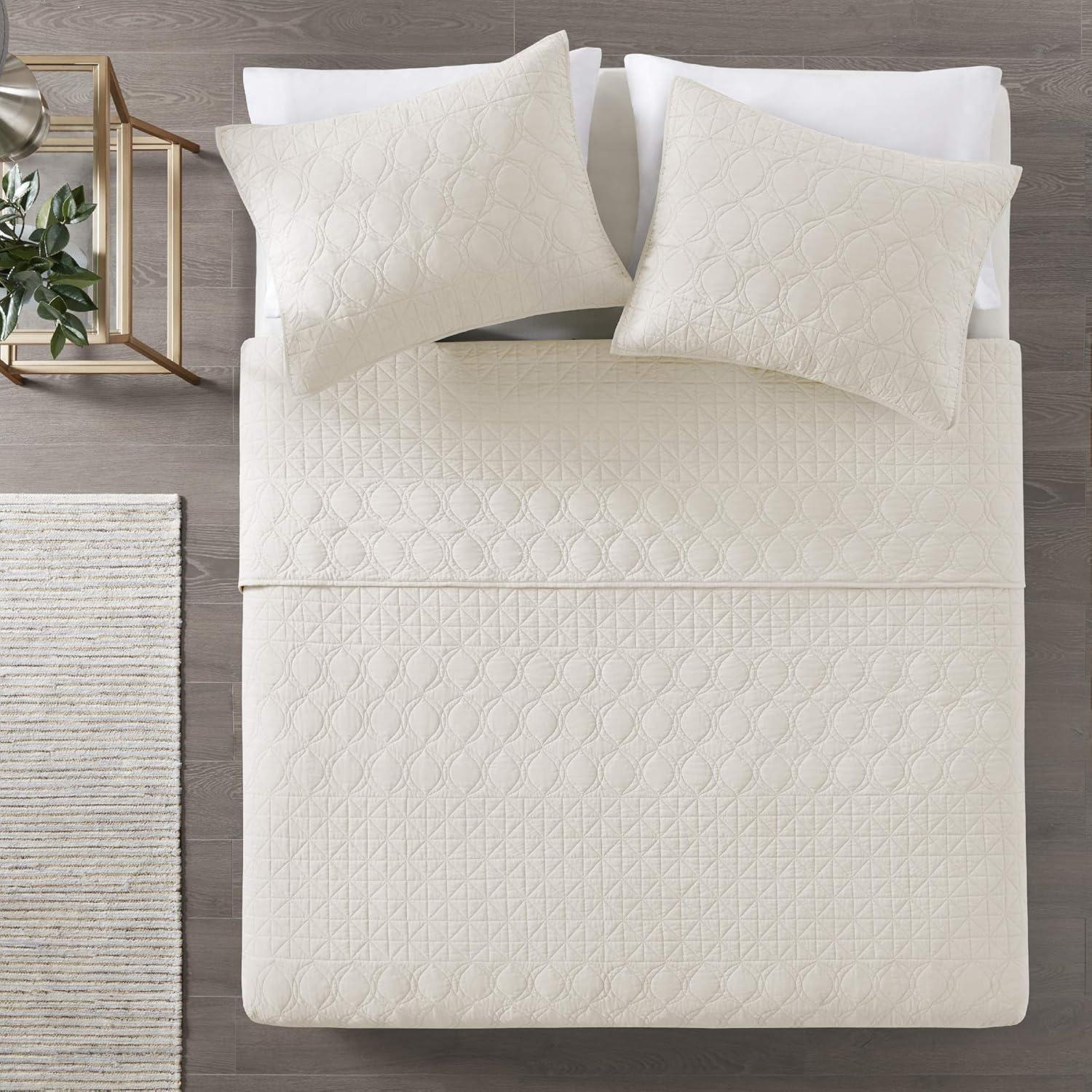 Ivory Geometric Quilted Reversible Full Coverlet Set