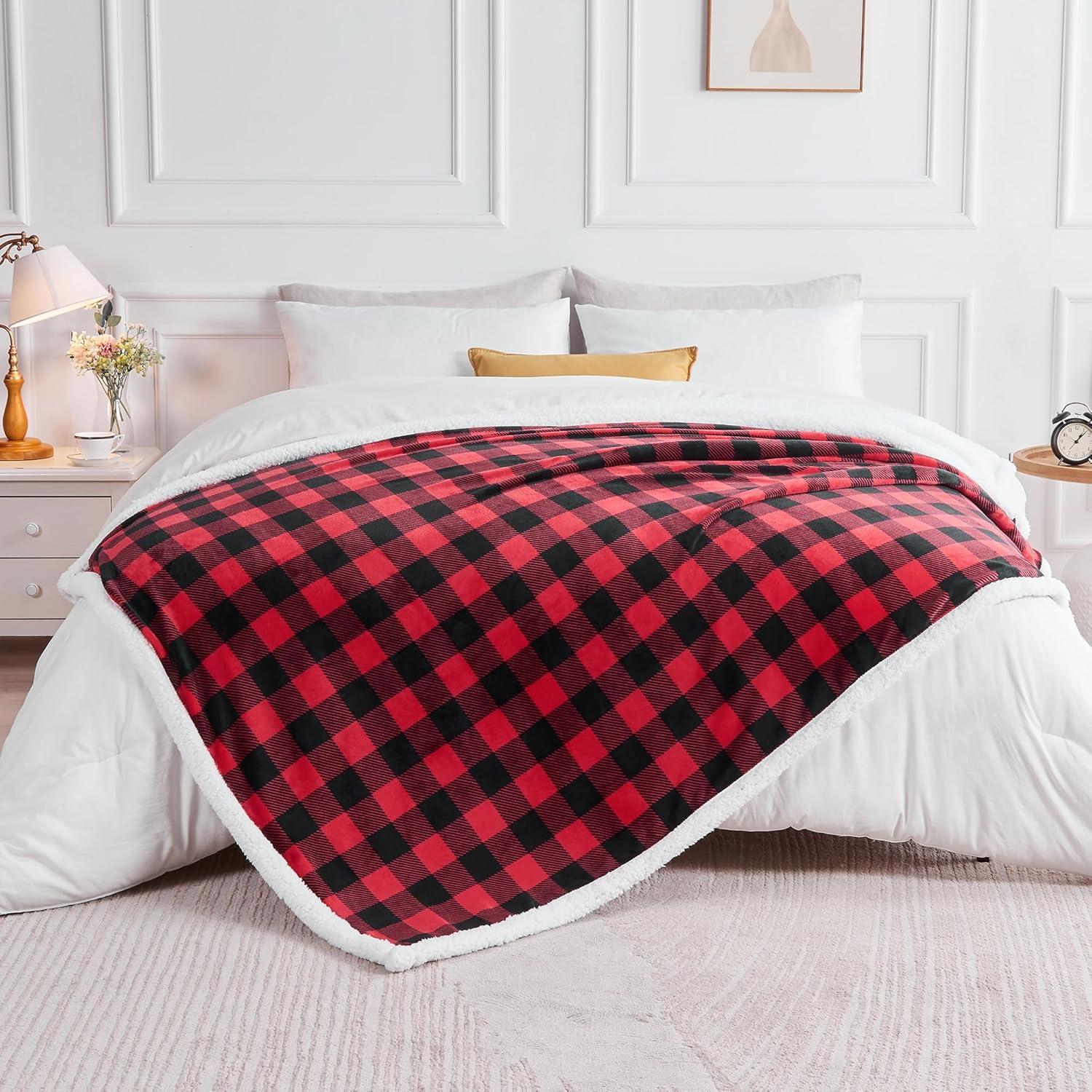 Fleece Throw Blanket for Couch Sofa Bed, Buffalo Plaid Decor Red and Black Checkered Blanket, Cozy Fuzzy Soft Lightweight Warm Blankets for Winter and Spring