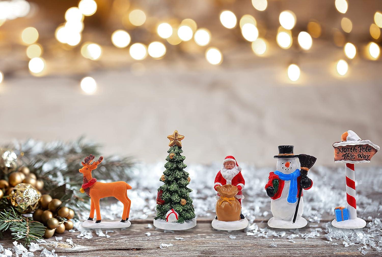 c&g home 5 Piece Village Figurine Set