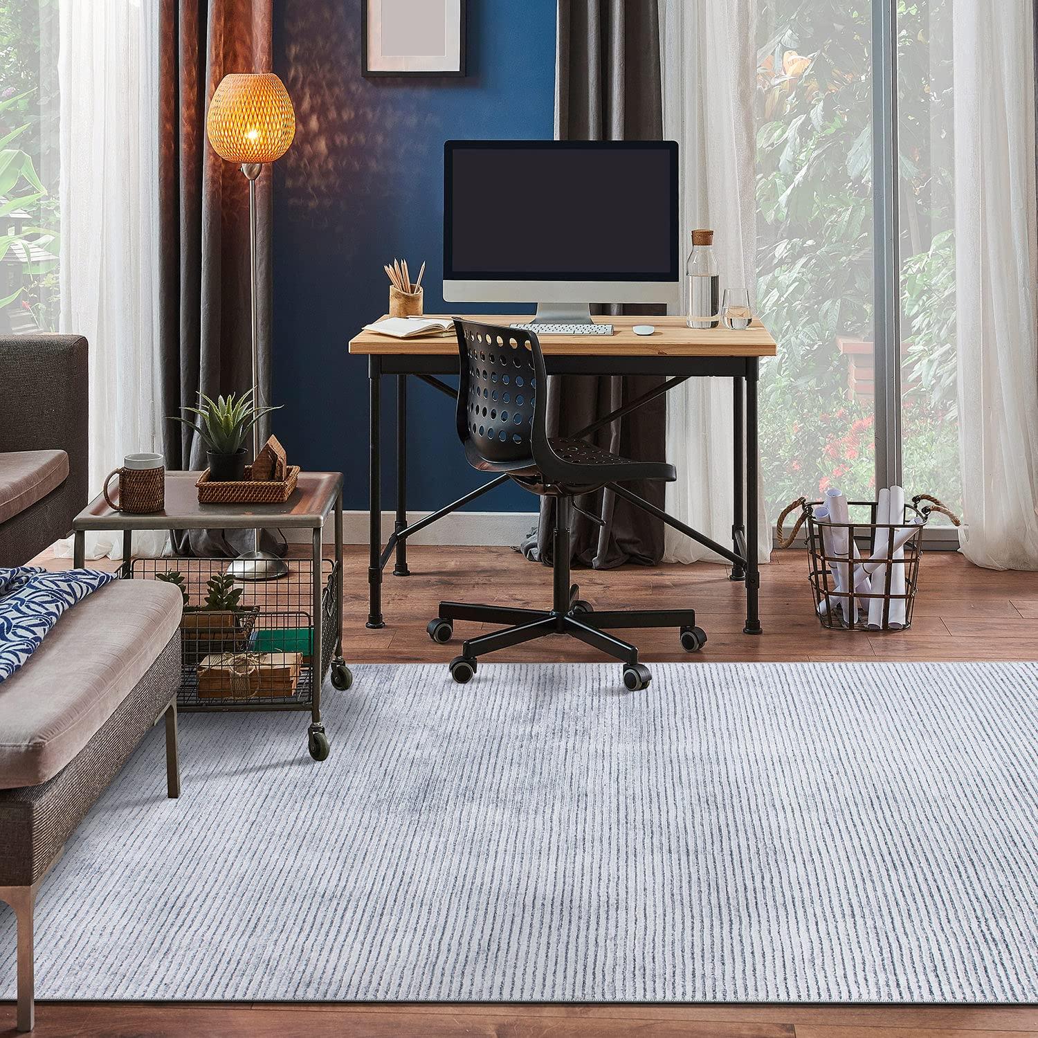 World Rug Gallery Contemporary Distressed Stripe Machine Washable 7'7"x9'6" Gray Indoor Area Rug:  Stain-Resistant Flat Pile