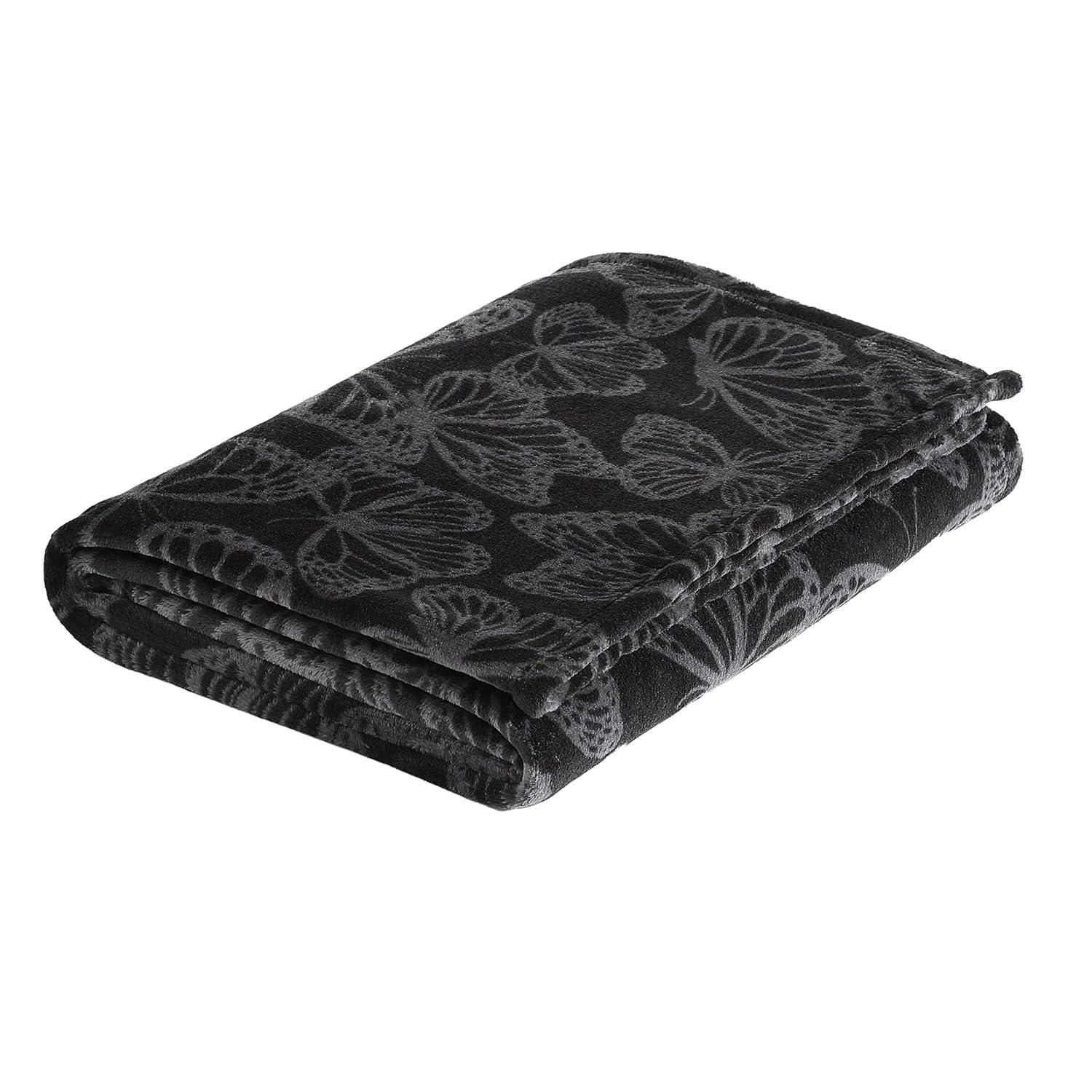 Betsey Johnson Betsey Johnson Signature Solid Reversible Comforter Set