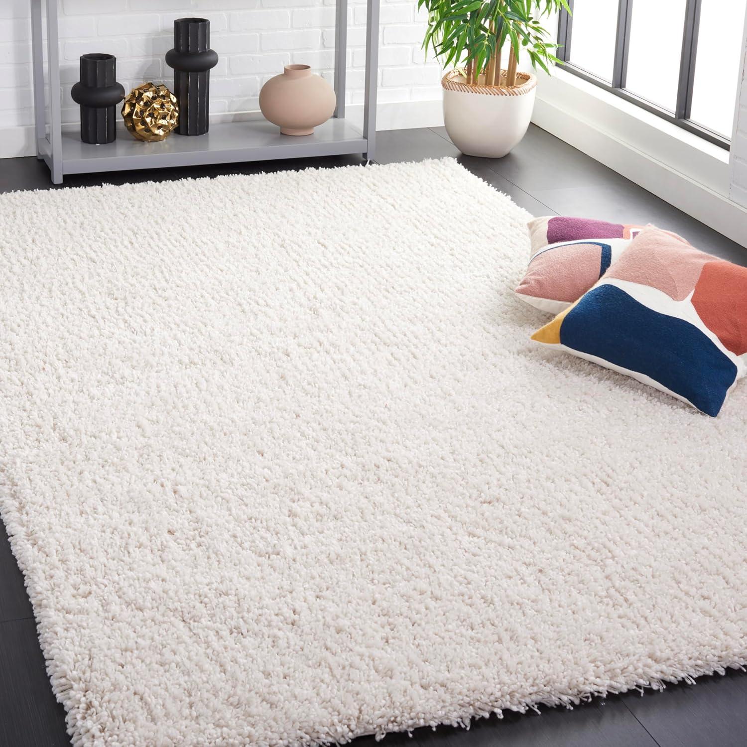 Shag SG240 Hand Tufted Area Rug  - Safavieh