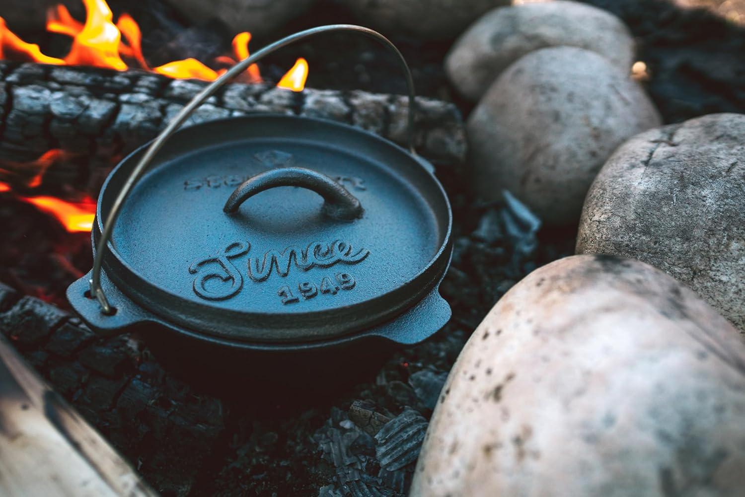 Stansport Stansport 2 QT Pre-Seasoned Cast Iron Dutch Oven with Legs