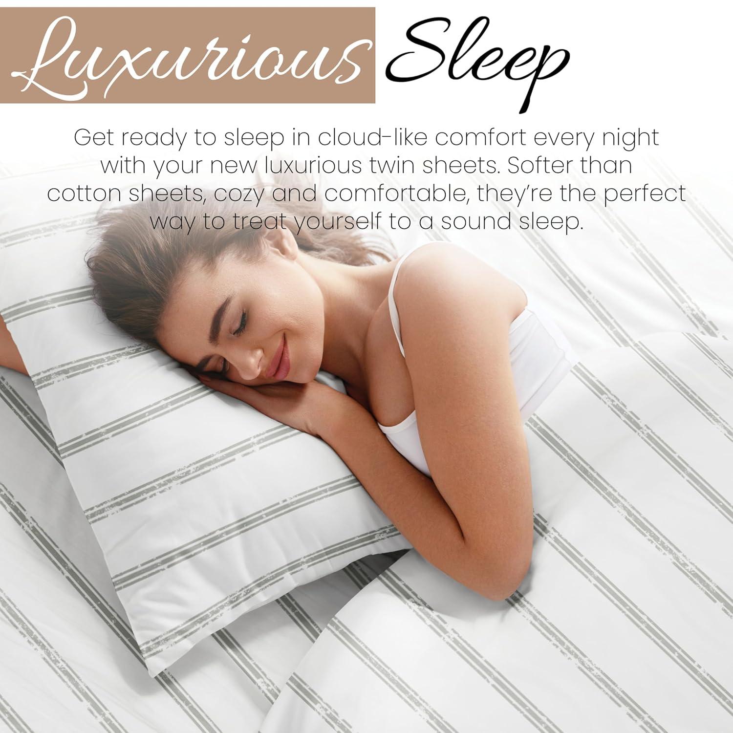 Noble Linens Gray Reversible Chevron Sleep Print 3-Piece Duvet Cover Set, King/CalKing