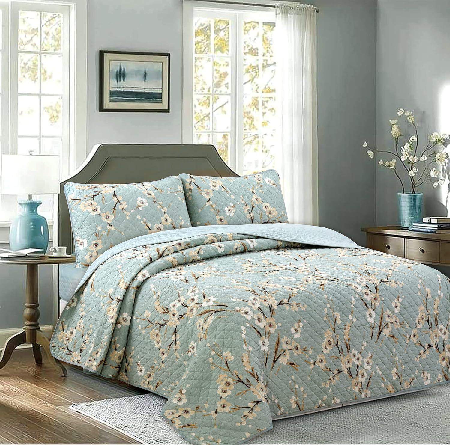 Cyan Blue Cotton Queen Reversible Floral Quilt Set