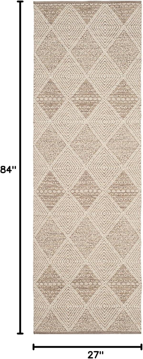 Montauk MTK821 Hand Woven Indoor Accent Rug - Beige - 2'x3' - Safavieh