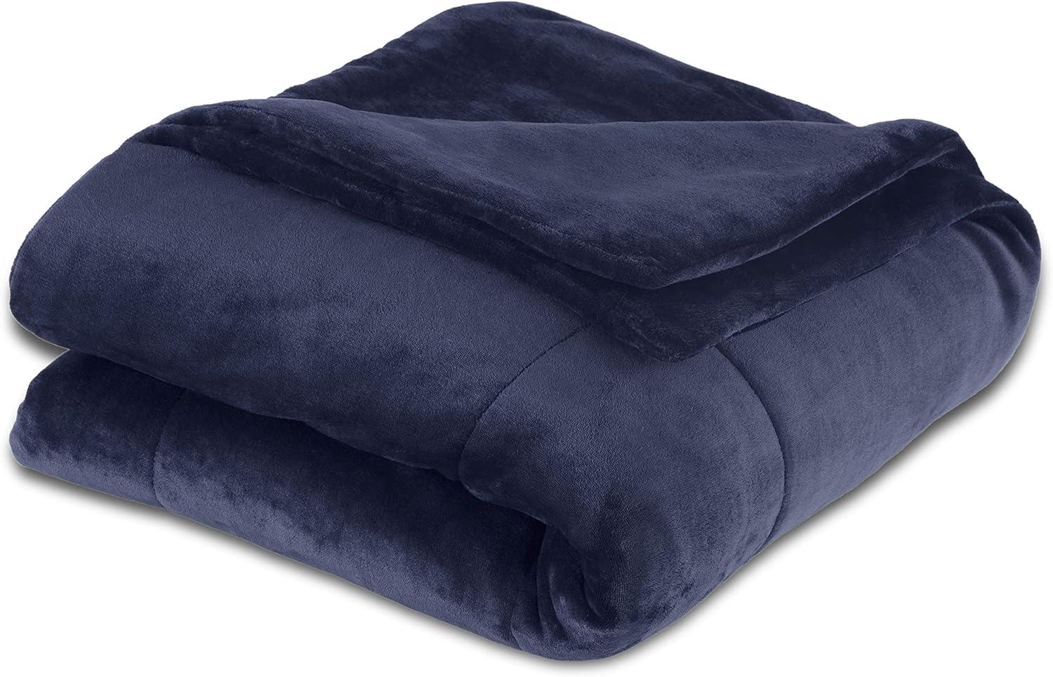 Vellux Vellux PlushLux Filled Blanket