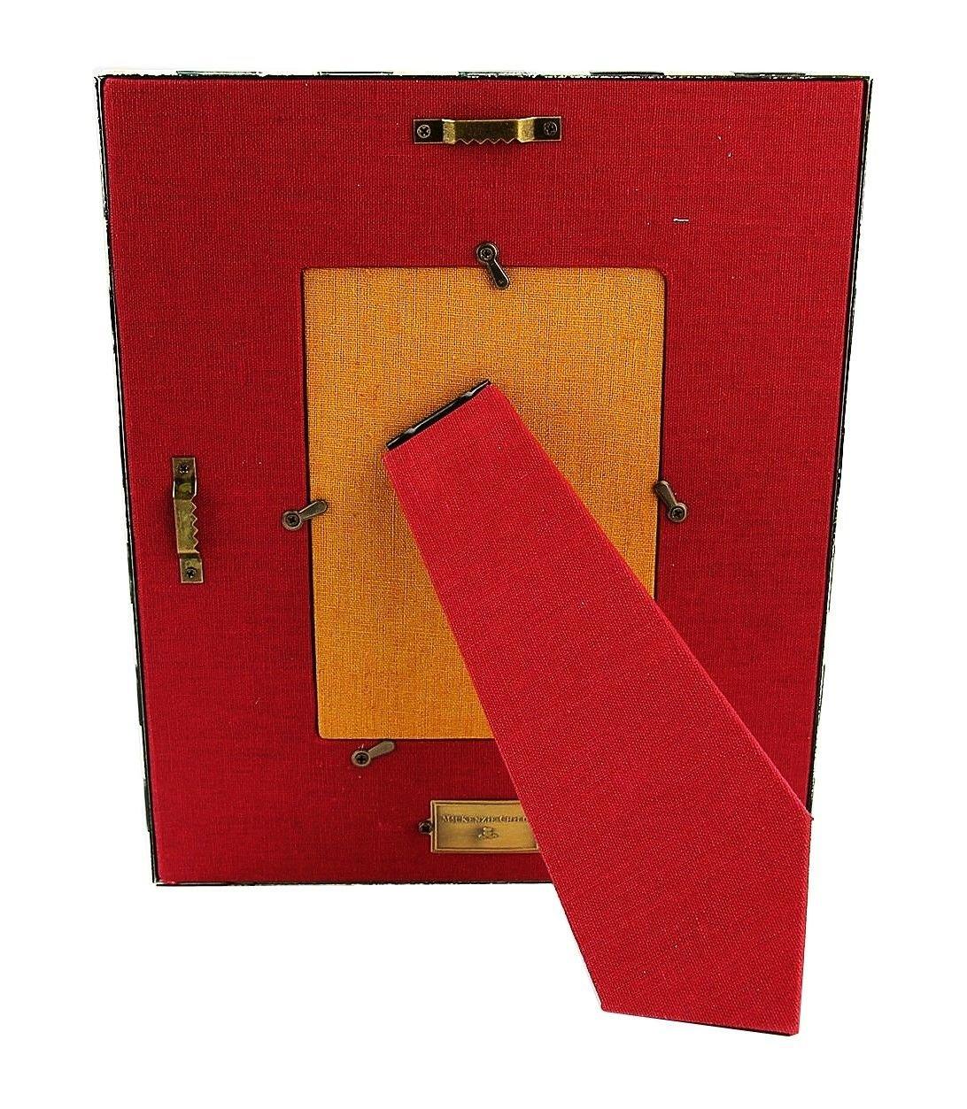 Classic Black and Gold Trim 4x6 Tabletop Photo Frame